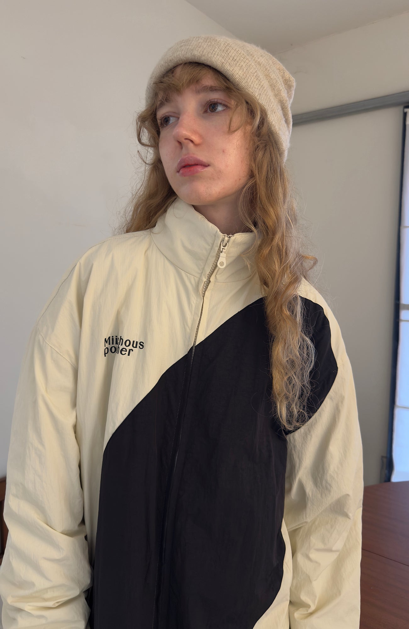 MIICHOUS Contrast Curved Paneled Padded Jacket