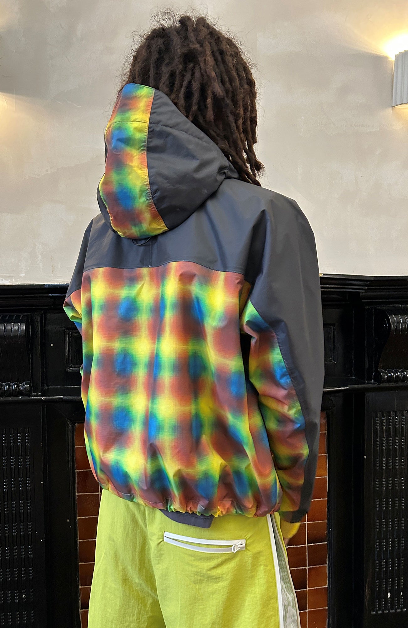 YANLI Plaid Waterproof Athletic Windbreaker