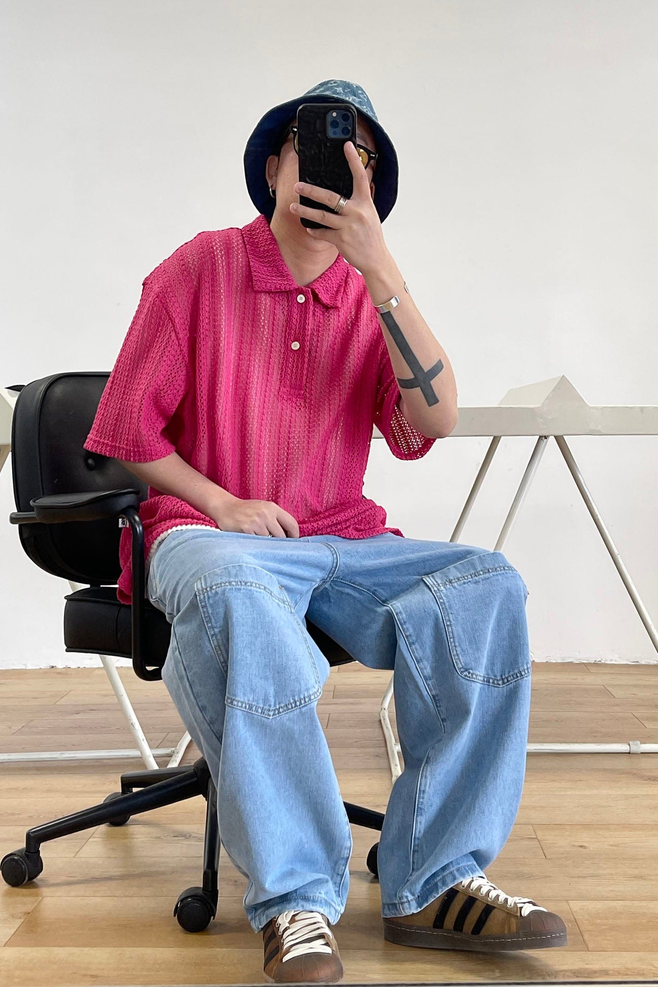 ME DA IGUAL Retro Washed Paneled Jeans, premium urban and streetwear designers apparel on PROJECTISR.com, ME DA IGUAL