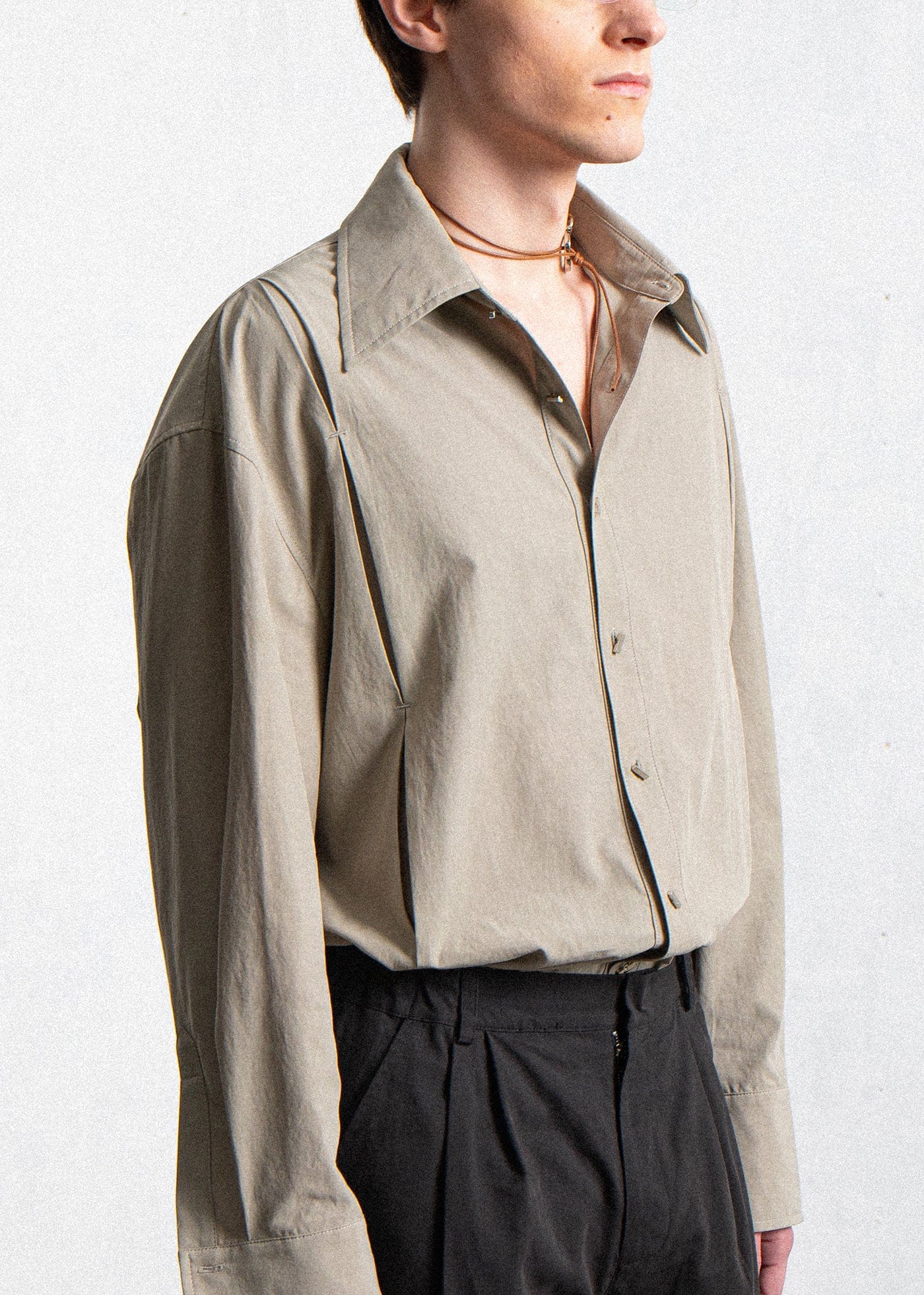 LEONSENSE Modern Pleated Shirt, premium urban and streetwear designers apparel on PROJECTISR.com, LEONSENSE
