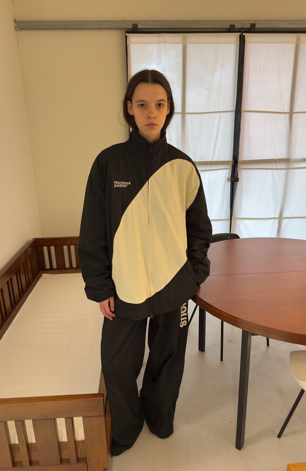 MIICHOUS Contrast Curved Paneled Padded Jacket