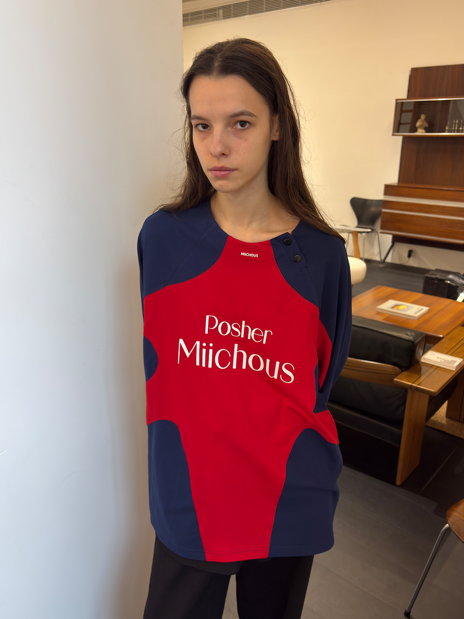 MIICHOUS Contrast Raglan Graphic Long-Sleeve Tee