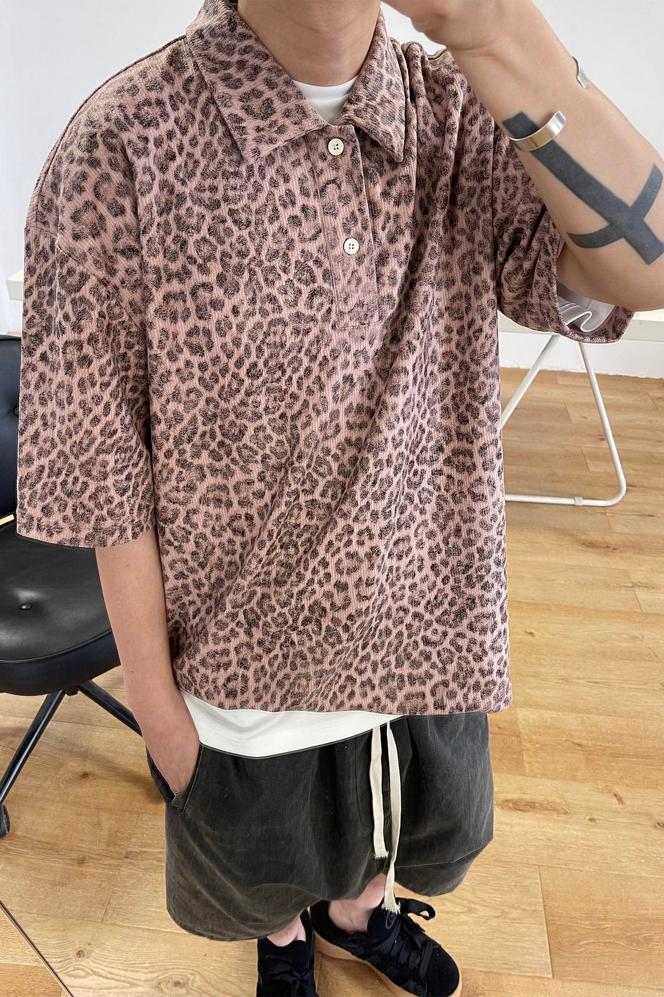 ME DA IGUAL Fuzzy Leopard Polo T-Shirt, premium urban and streetwear designers apparel on PROJECTISR.com, ME DA IGUAL