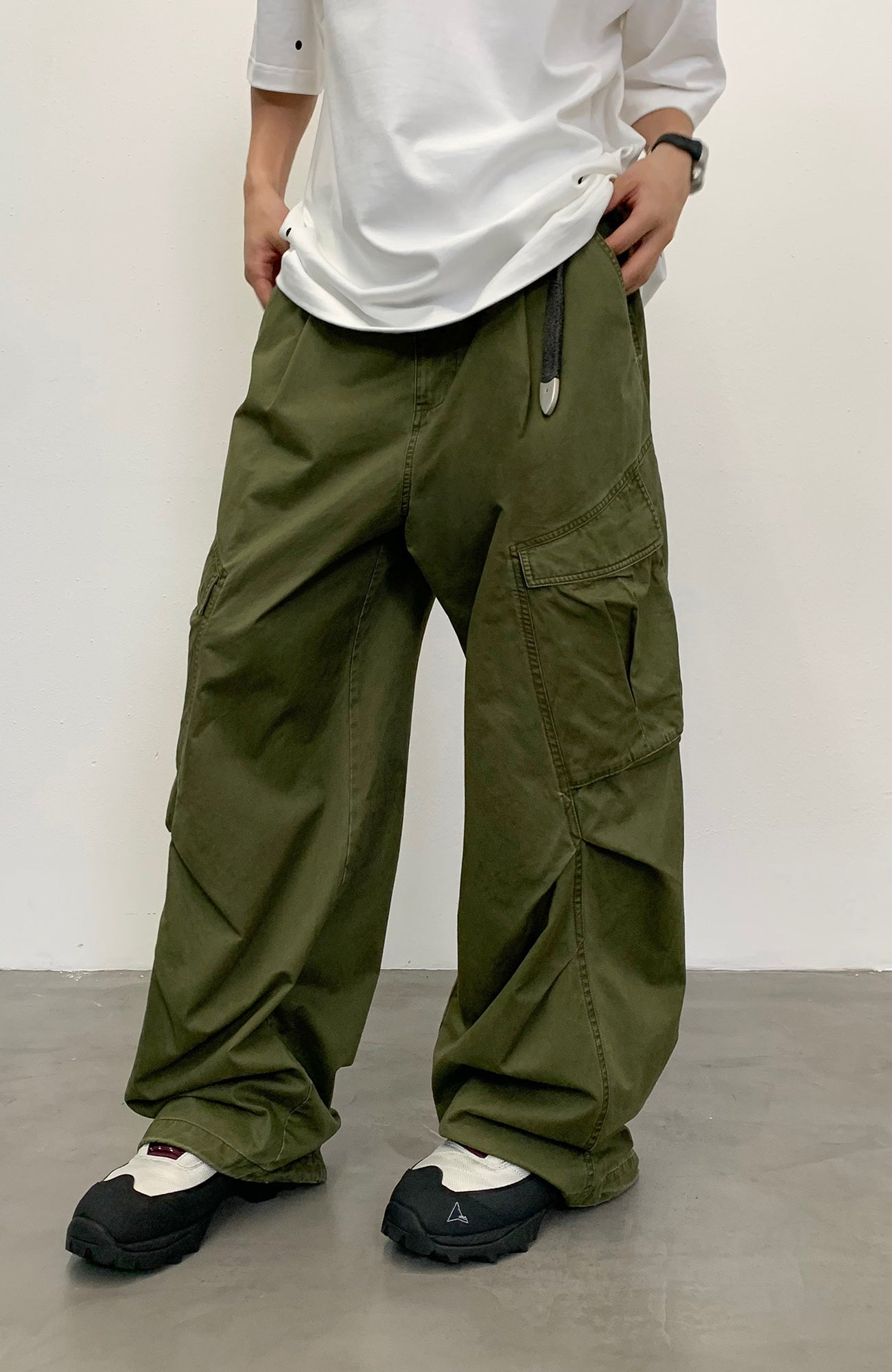 ROARINGWILD A ARCH Classic Utility Parachute Pants