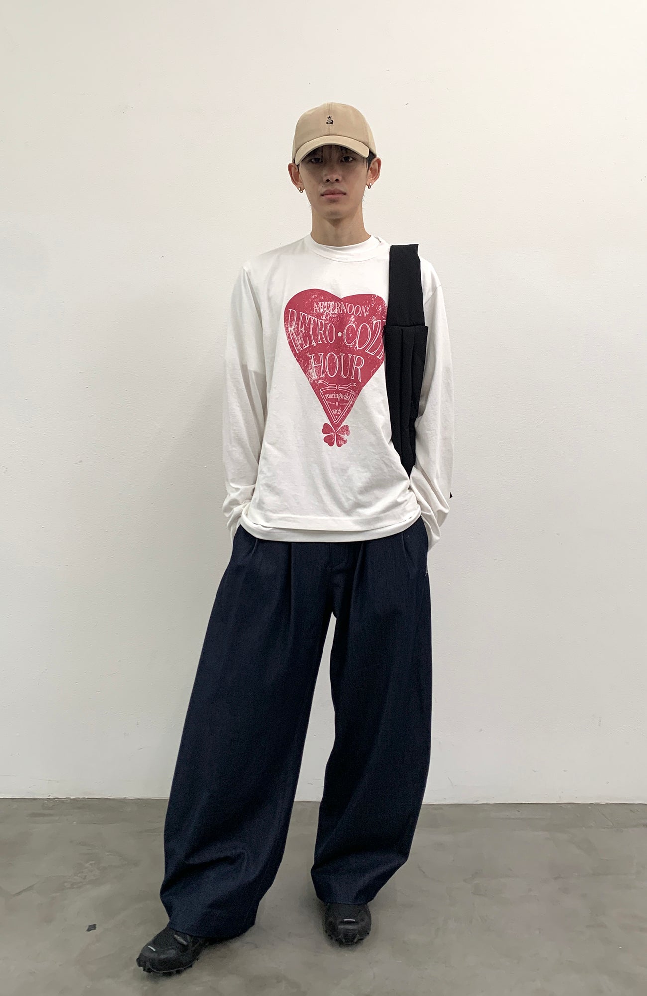 ROARINGWILD A ARCH Embroidered LOGO Draped Oversized Pants