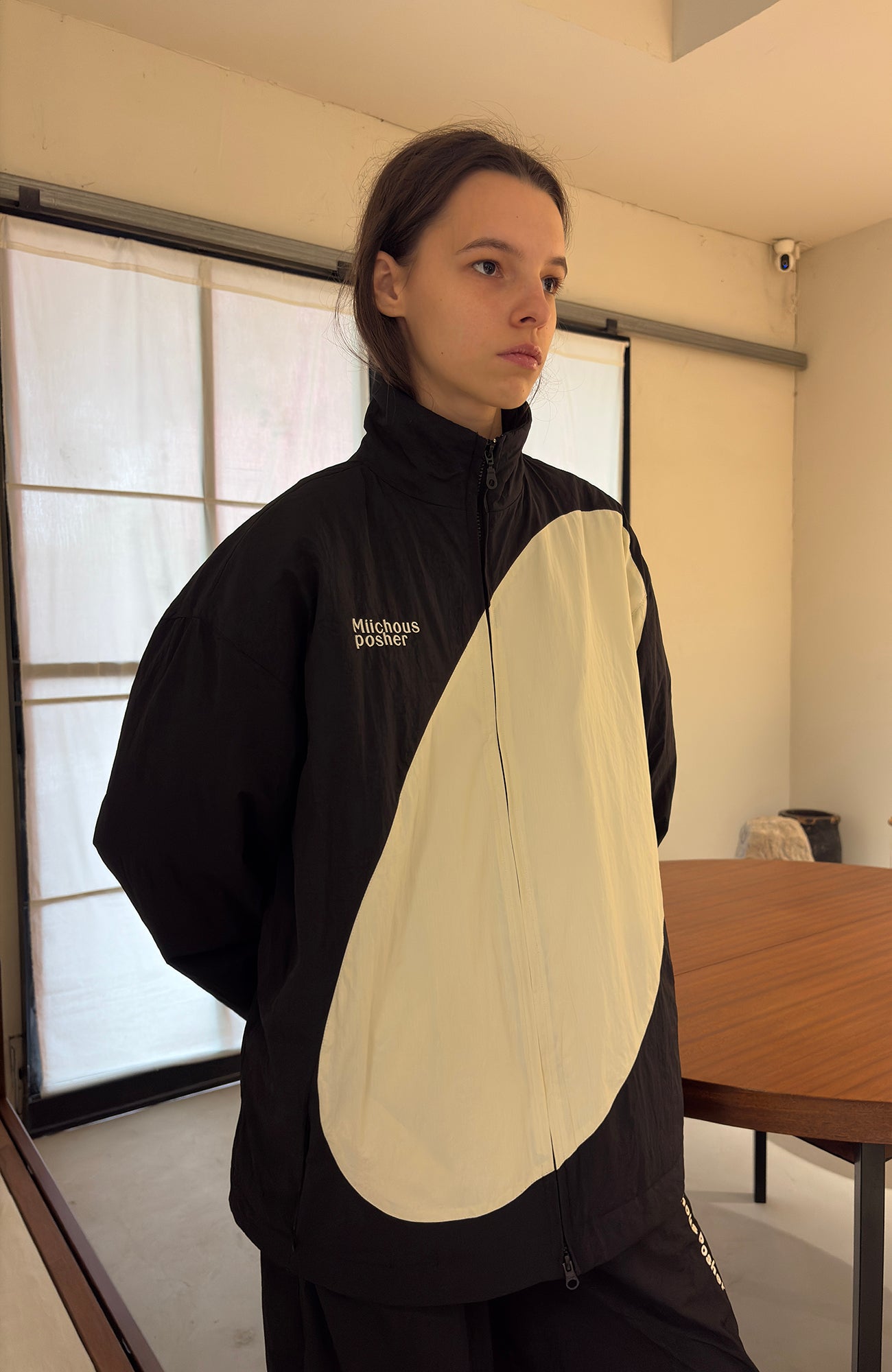 MIICHOUS Contrast Curved Paneled Padded Jacket