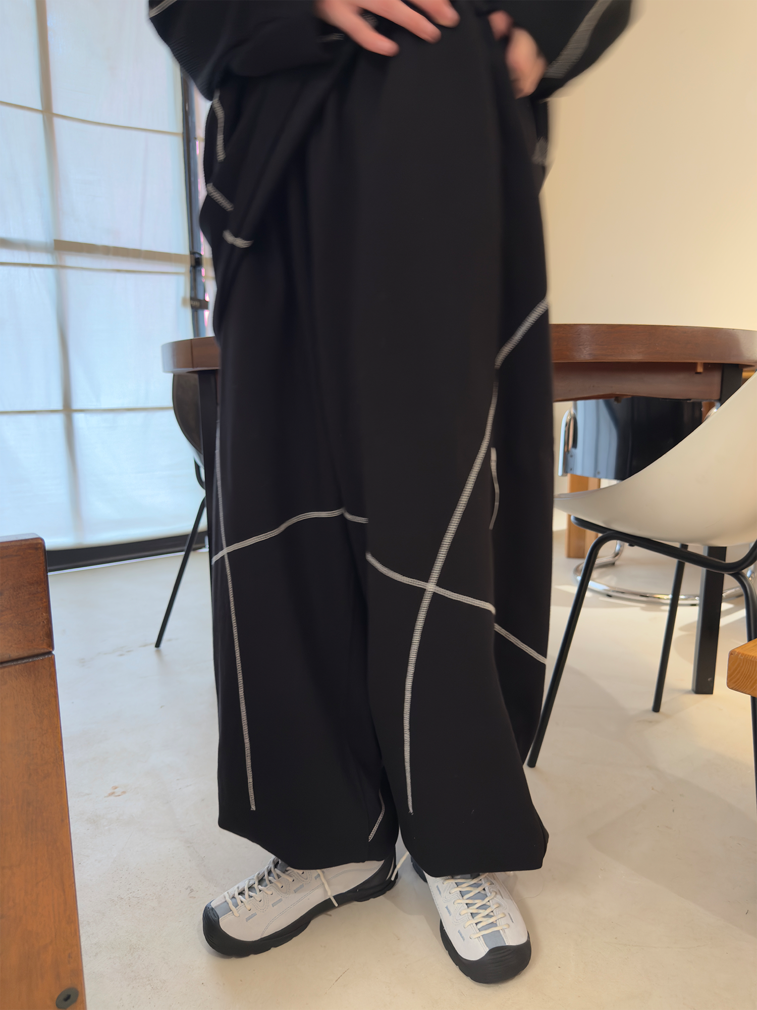 MIICHOUS Paneled Contrast-Stitch Sweatpants