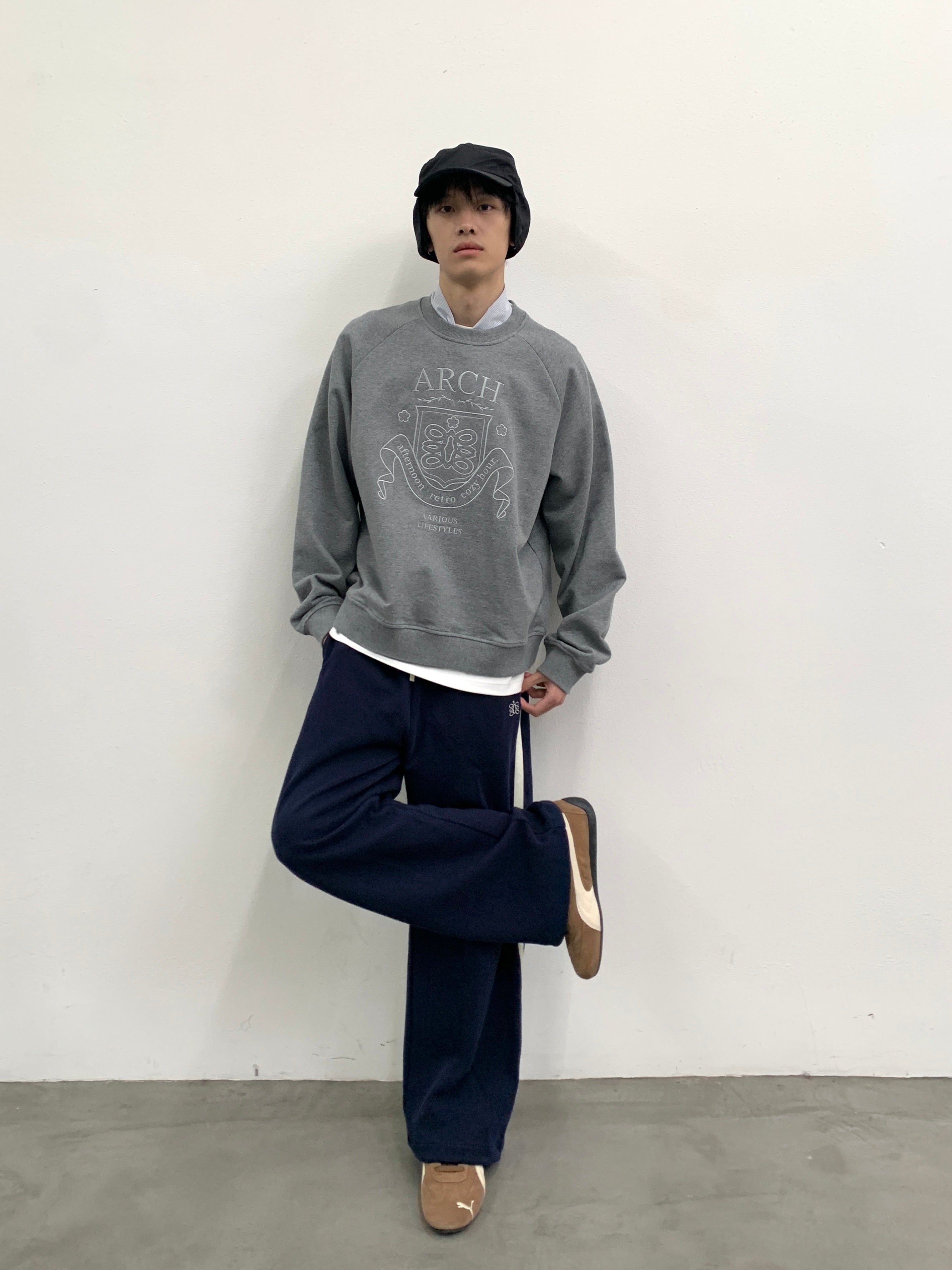 ROARINGWILD A ARCH Collegiate Loopback Raglan Sweatshirt