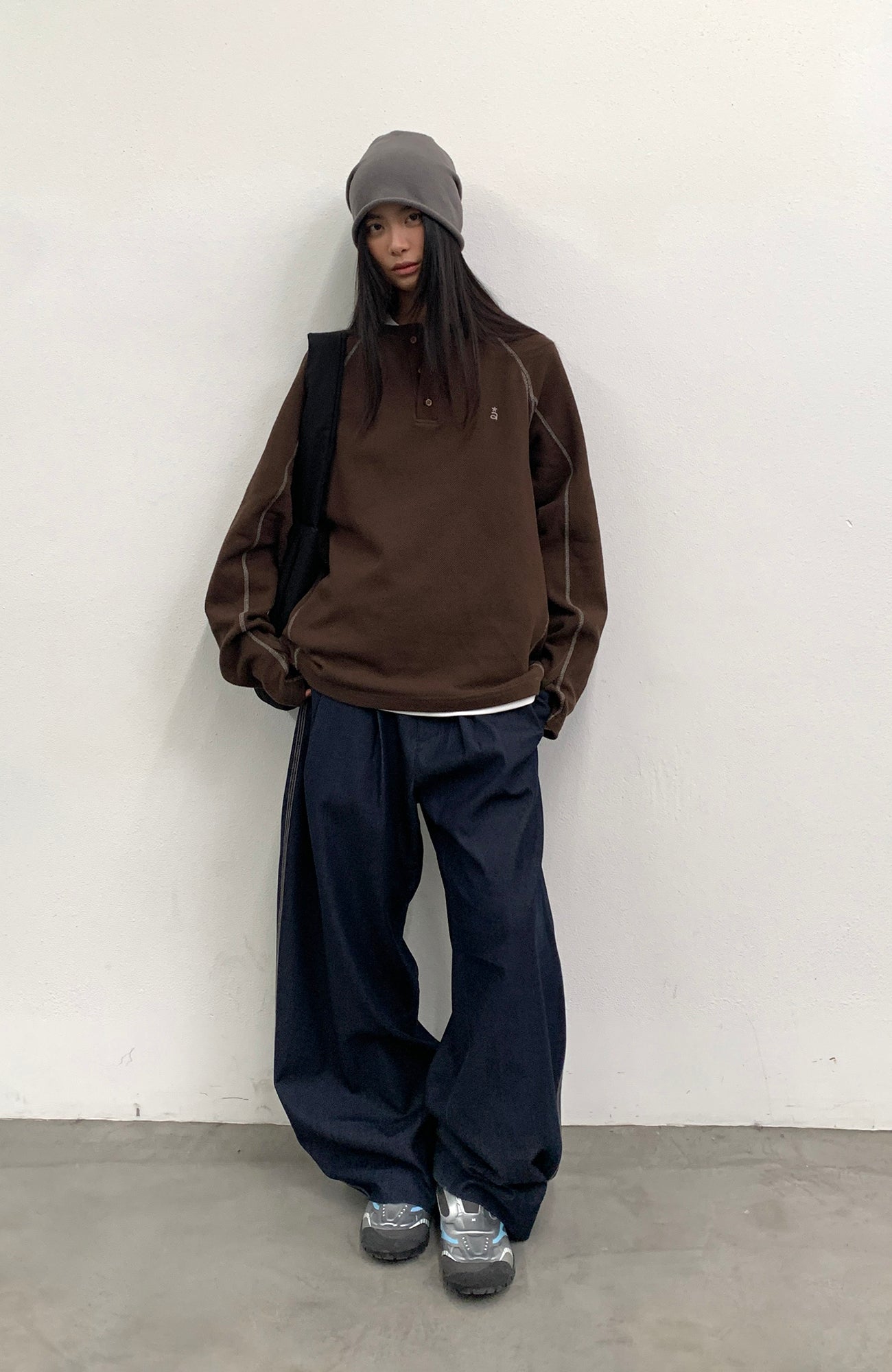 ROARINGWILD A ARCH Embroidered LOGO Draped Oversized Pants