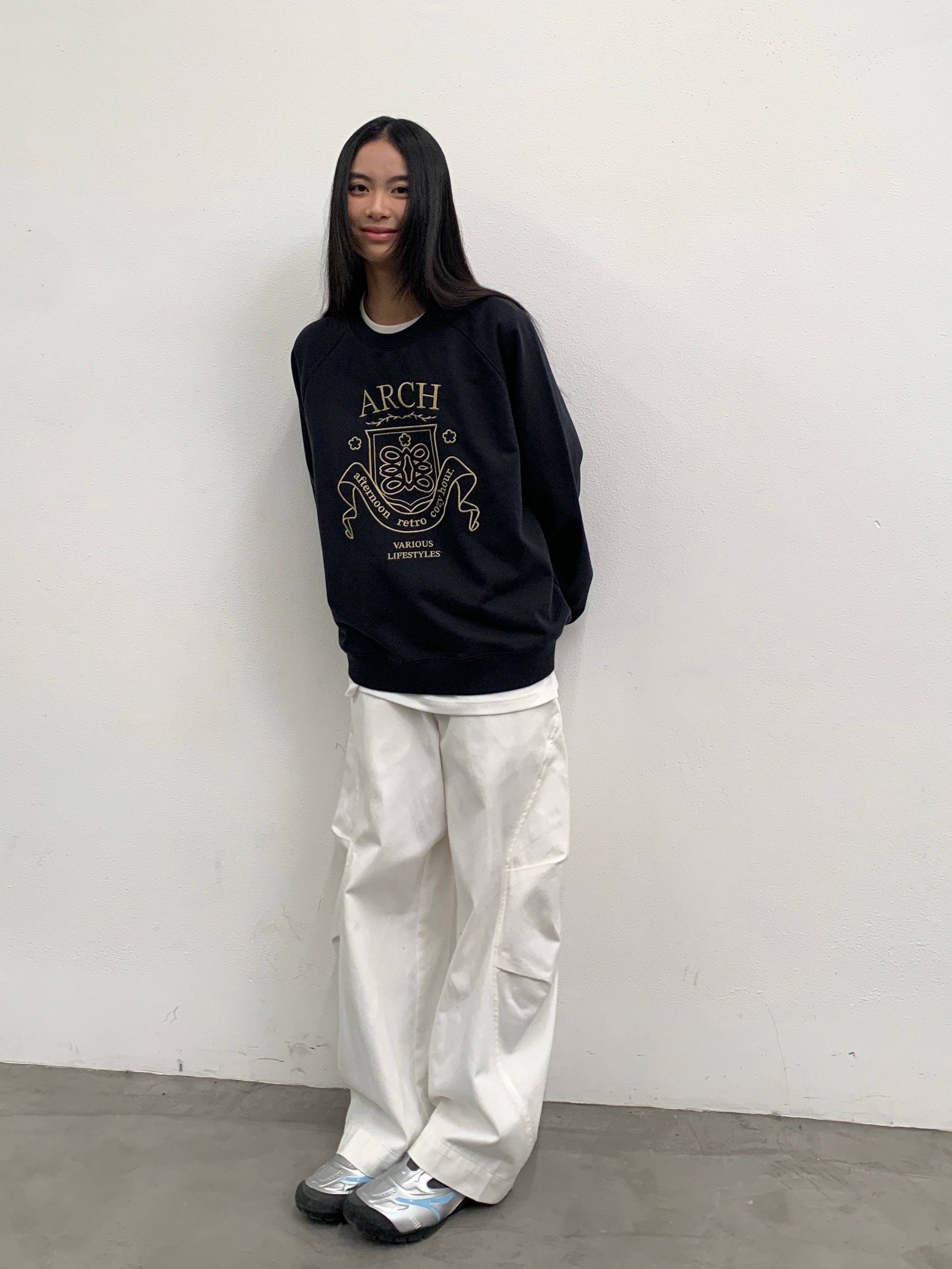 ROARINGWILD A ARCH Collegiate Loopback Raglan Sweatshirt