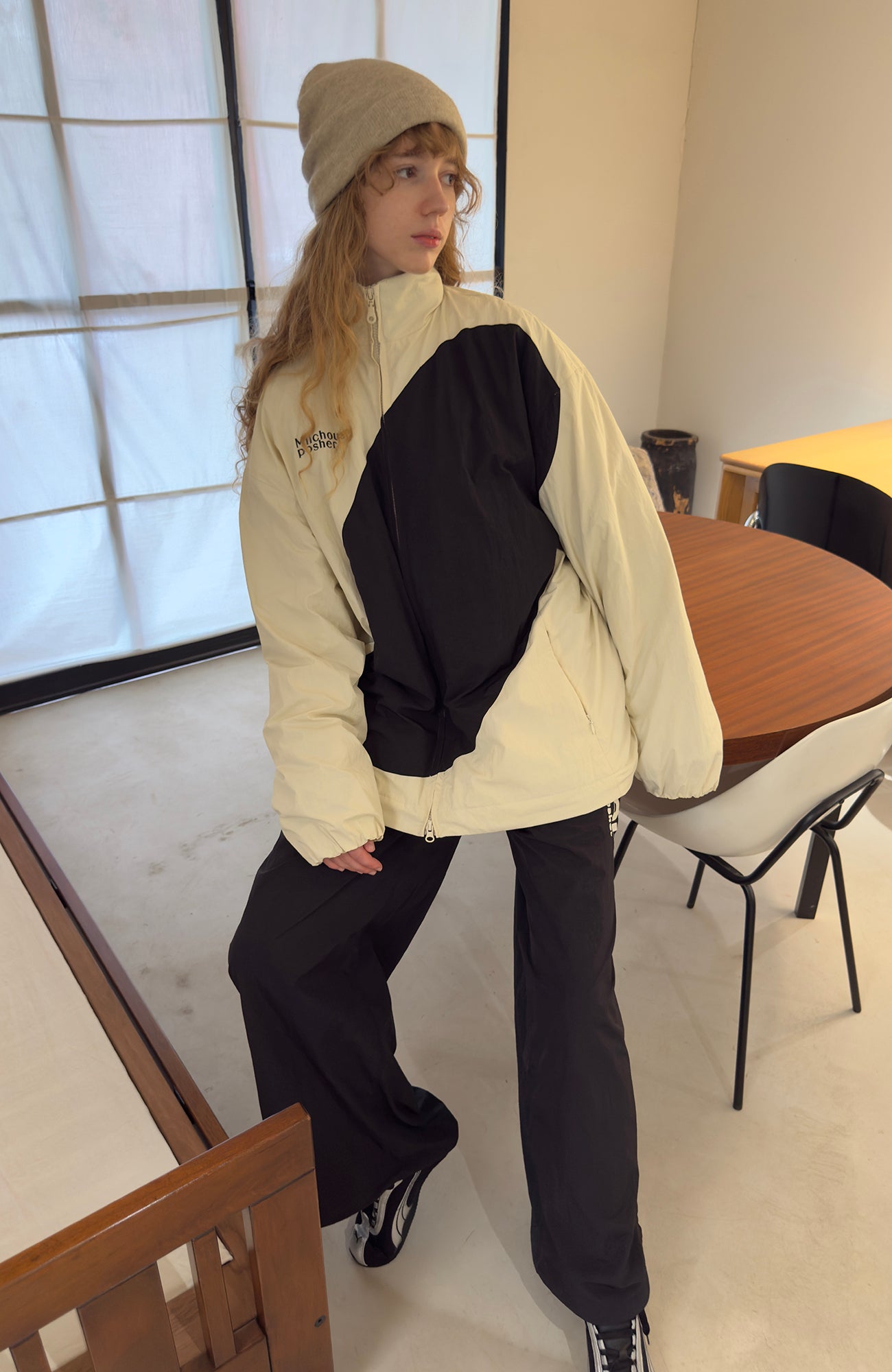 MIICHOUS Contrast Curved Paneled Padded Jacket