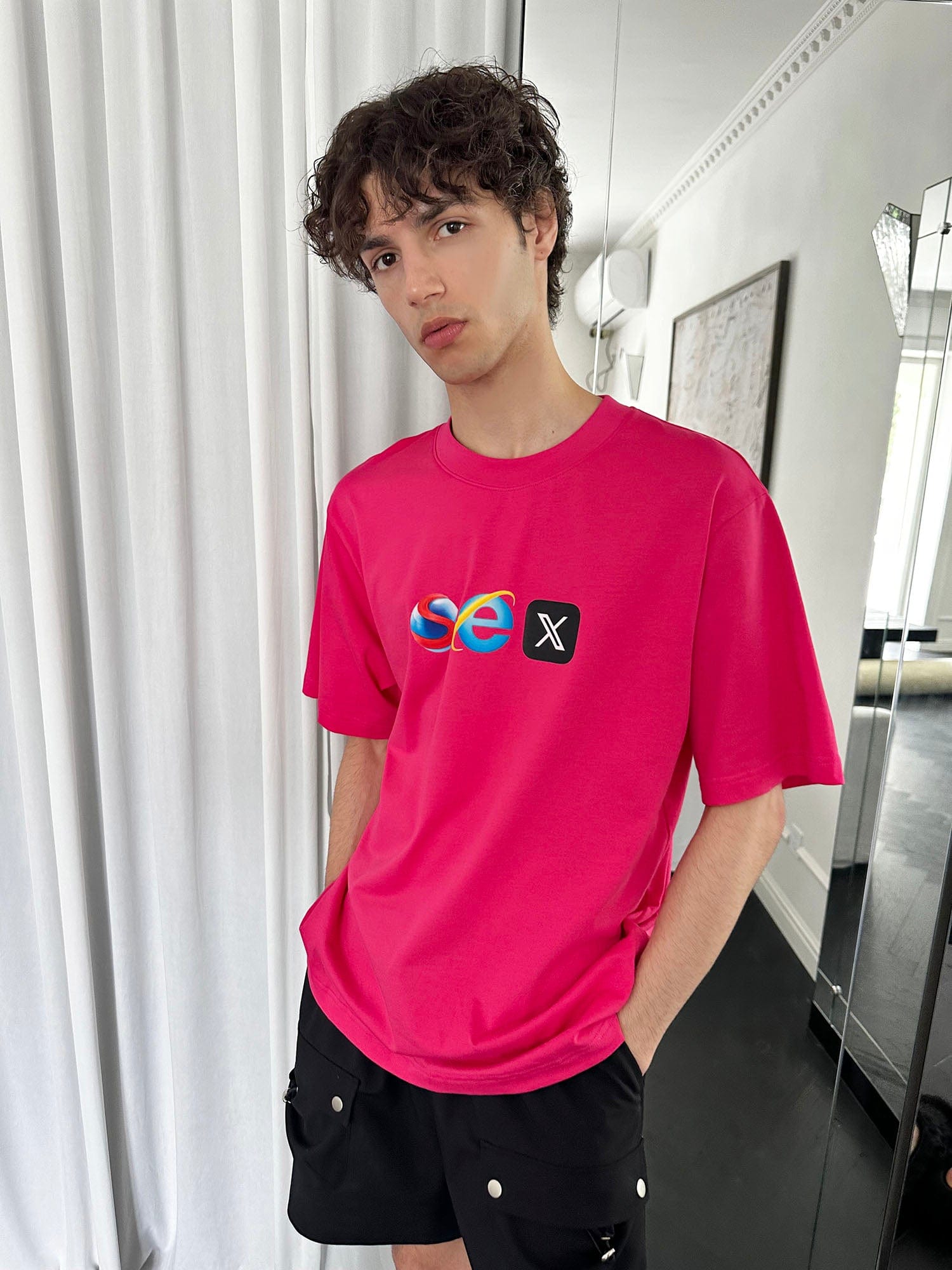 SOURPLUM Browser Icons Graphic T-Shirt, premium urban and streetwear designers apparel on PROJECTISR.com, SOURPLUM