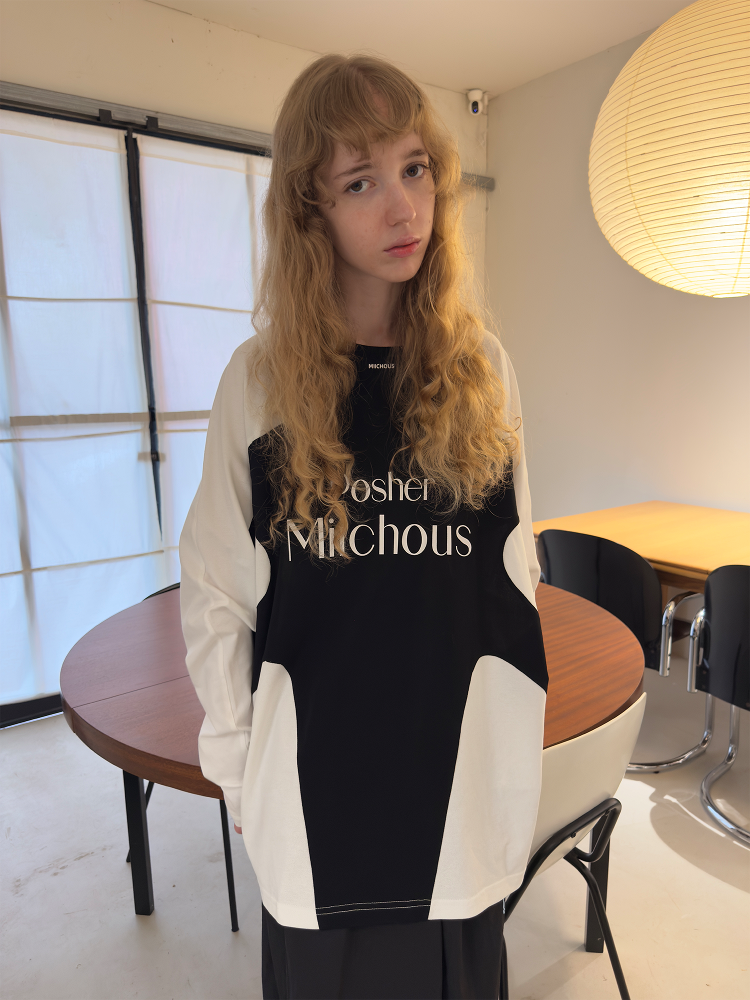 MIICHOUS Contrast Raglan Graphic Long-Sleeve Tee