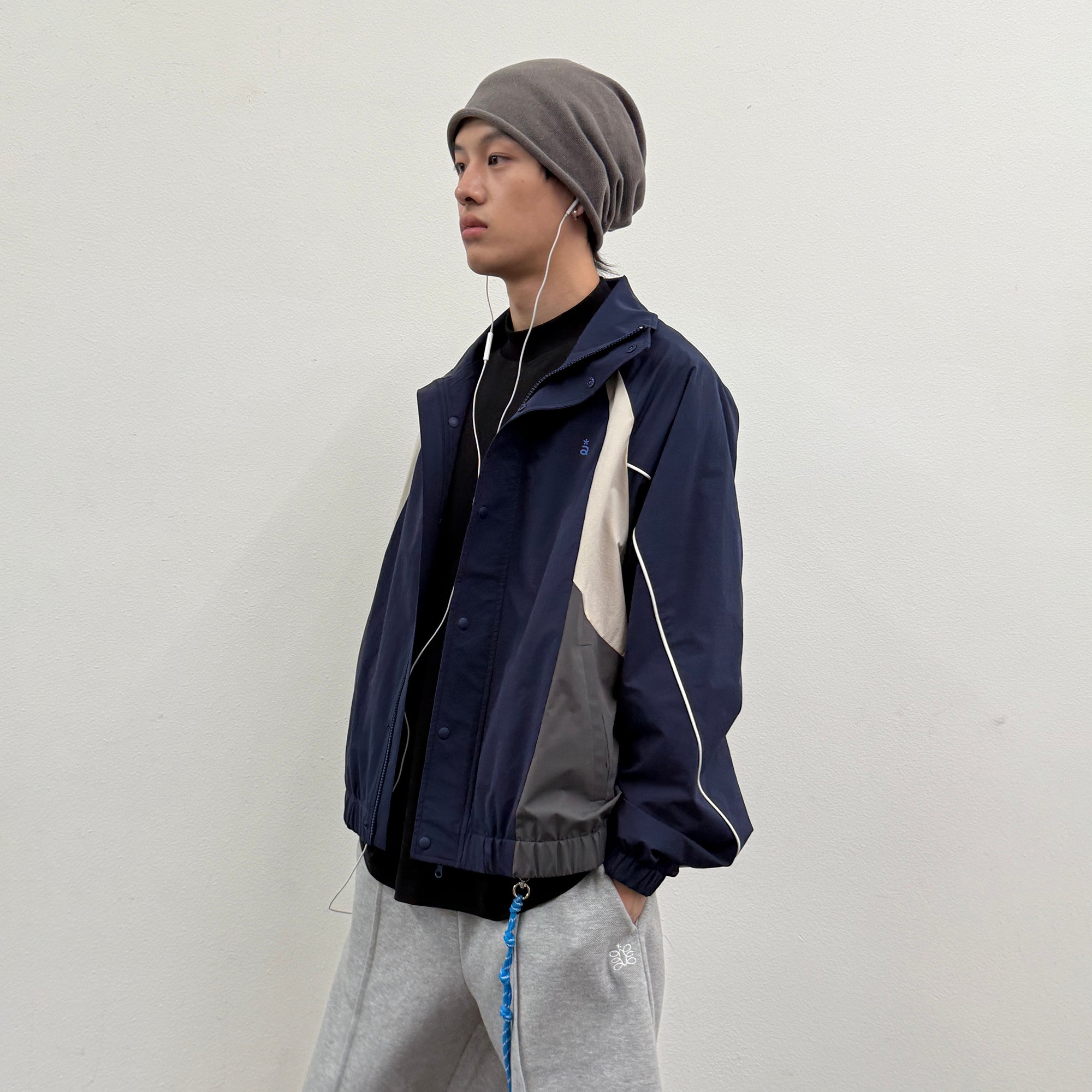 ROARINGWILD A ARCH Embroidered Graphic Raglan Jacket