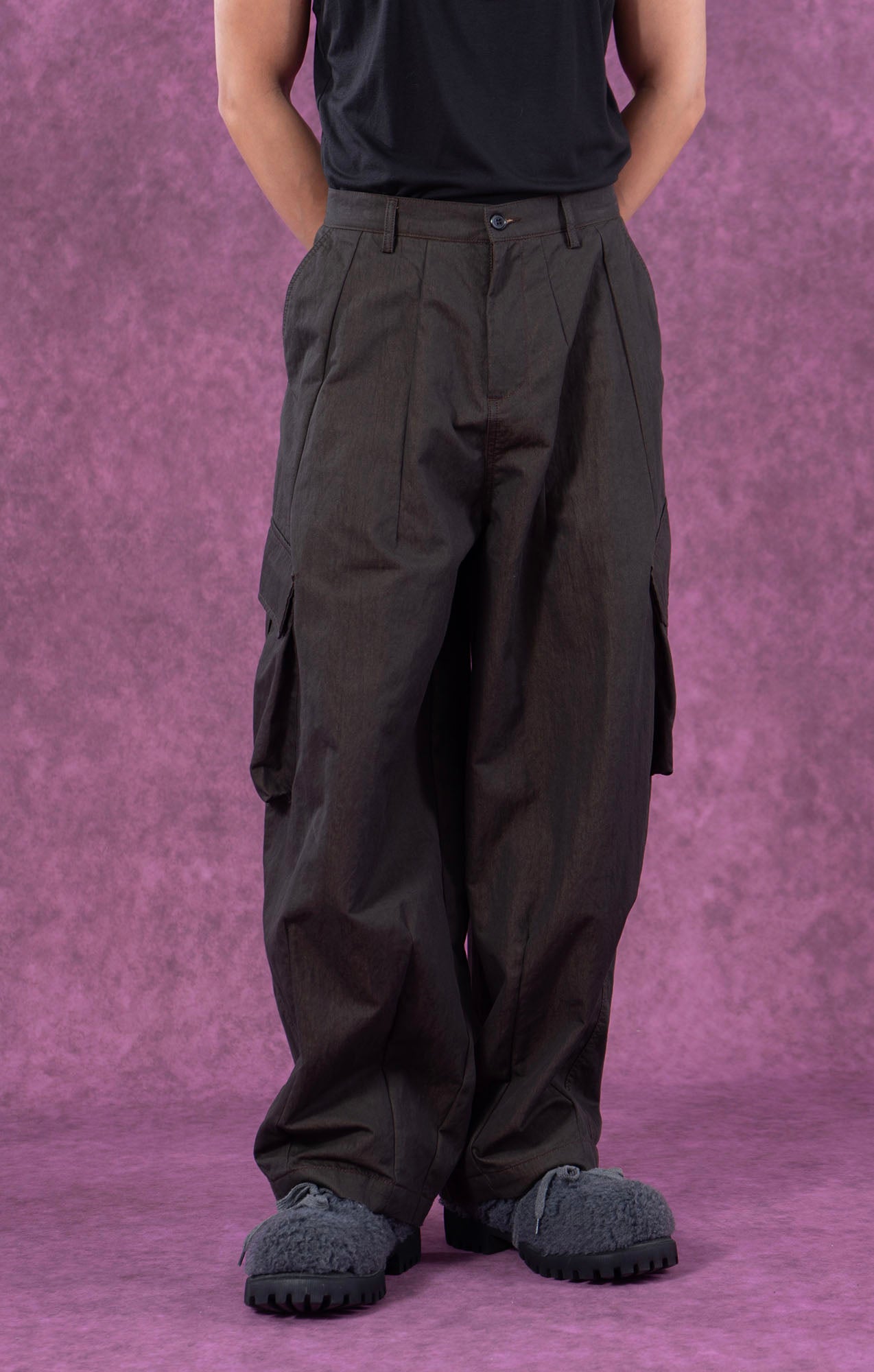 CLP Slanted Pockets Pleated Oversized Pants