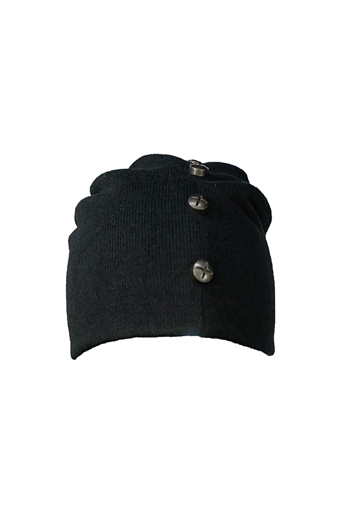 SSIN7 Cross Rivet Beanie