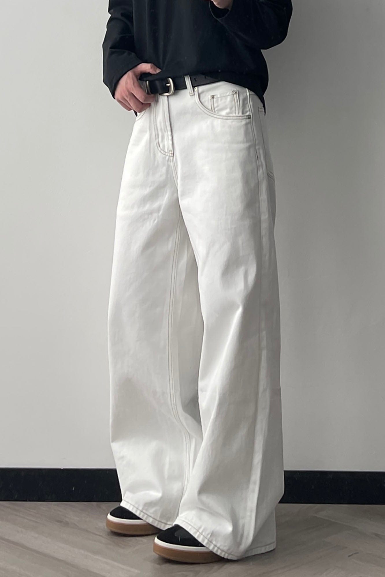 OKAYTHXBYE Minimalist Washed Wide-Leg Jeans