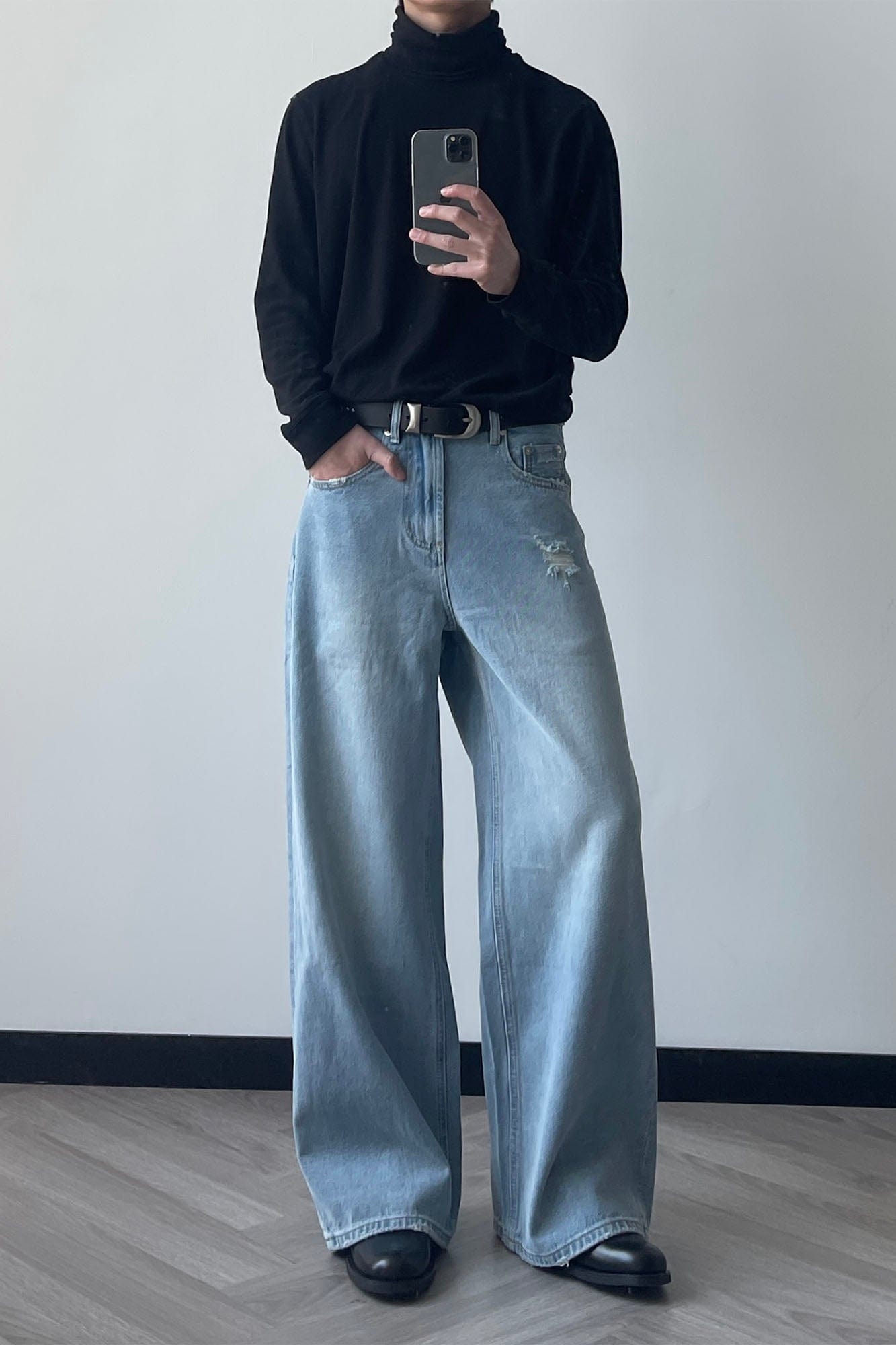 OKAYTHXBYE Minimalist Washed Wide-Leg Jeans