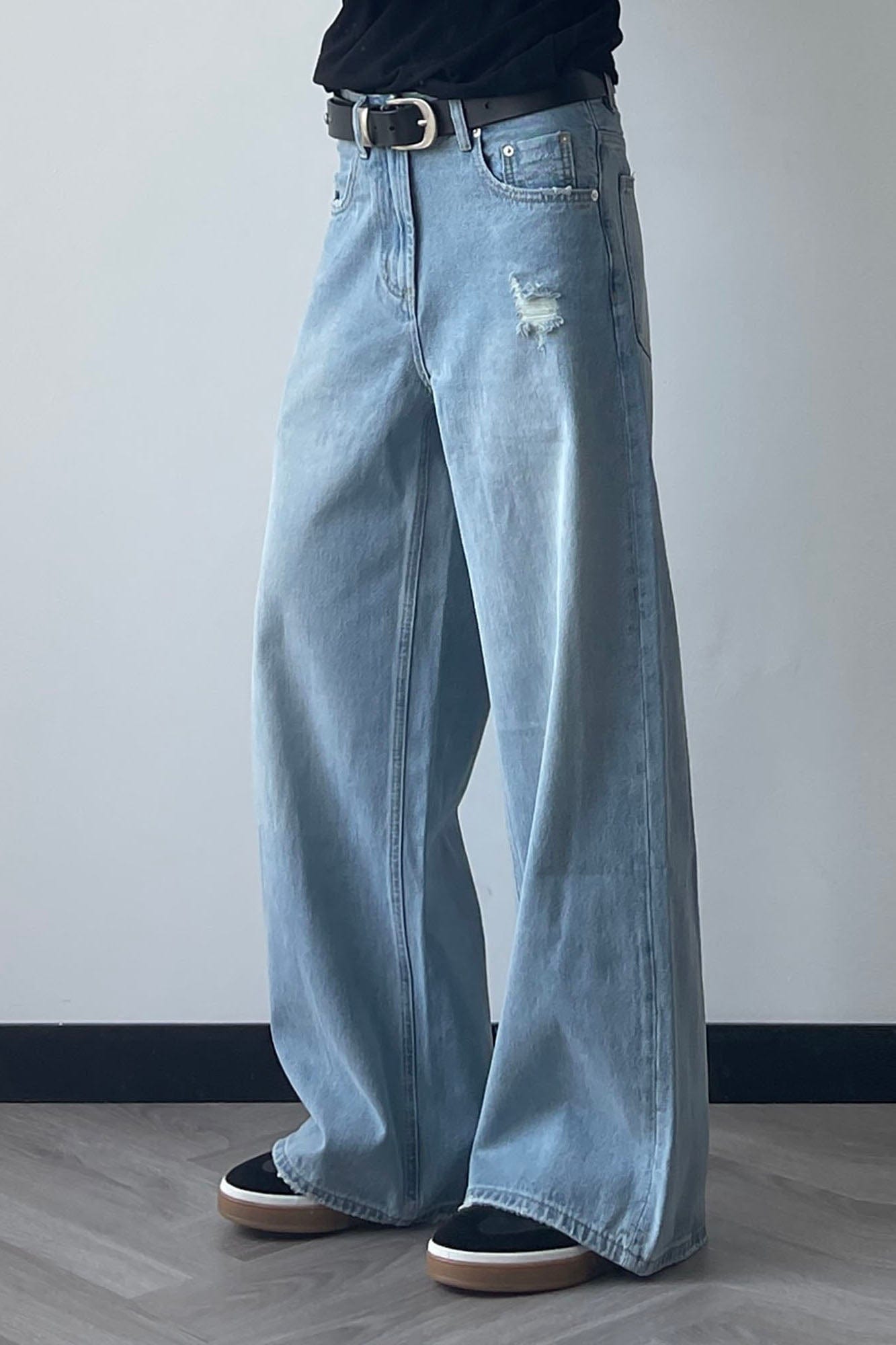 OKAYTHXBYE Minimalist Washed Wide-Leg Jeans