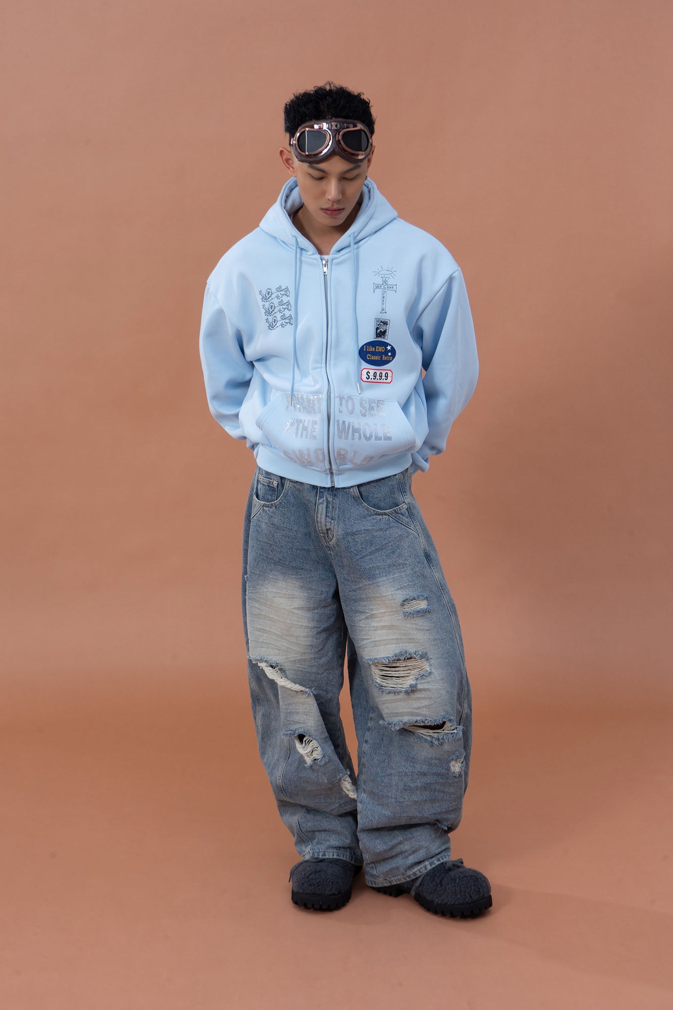 CLP Badge Patch Cropped Zip-Up Hoodie