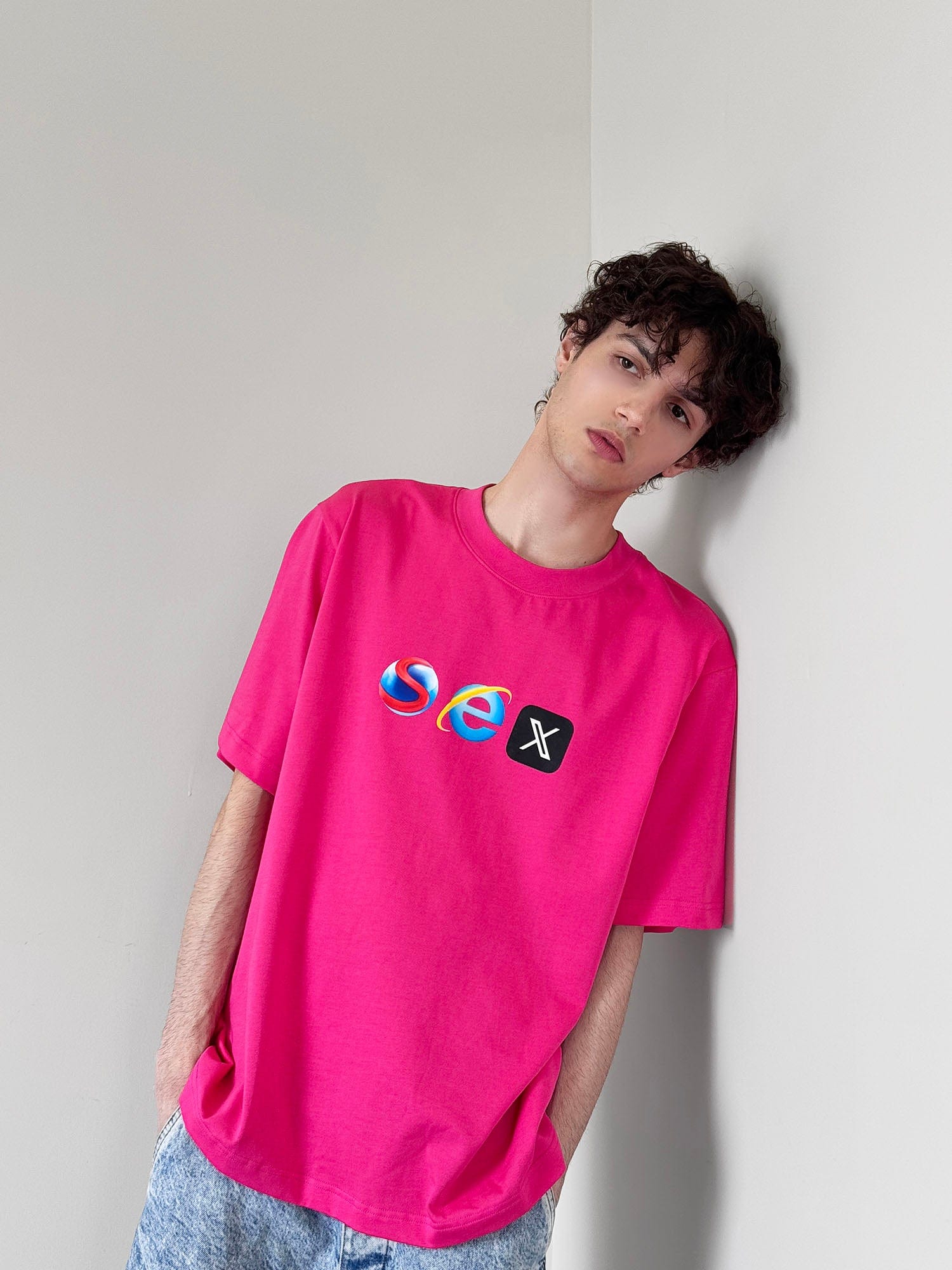 SOURPLUM Browser Icons Graphic T-Shirt, premium urban and streetwear designers apparel on PROJECTISR.com, SOURPLUM