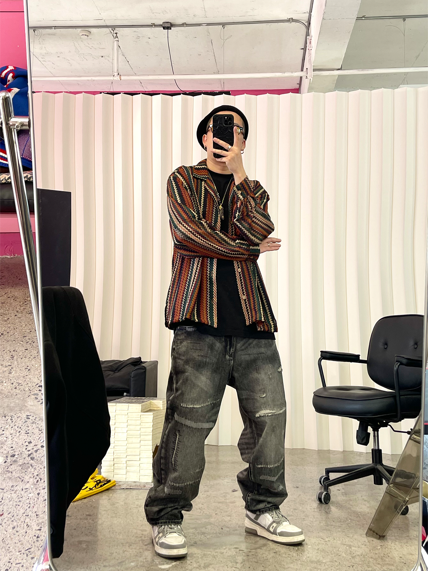 ME DA IGUAL Washed Destroyed Patch Straight-Leg Jeans