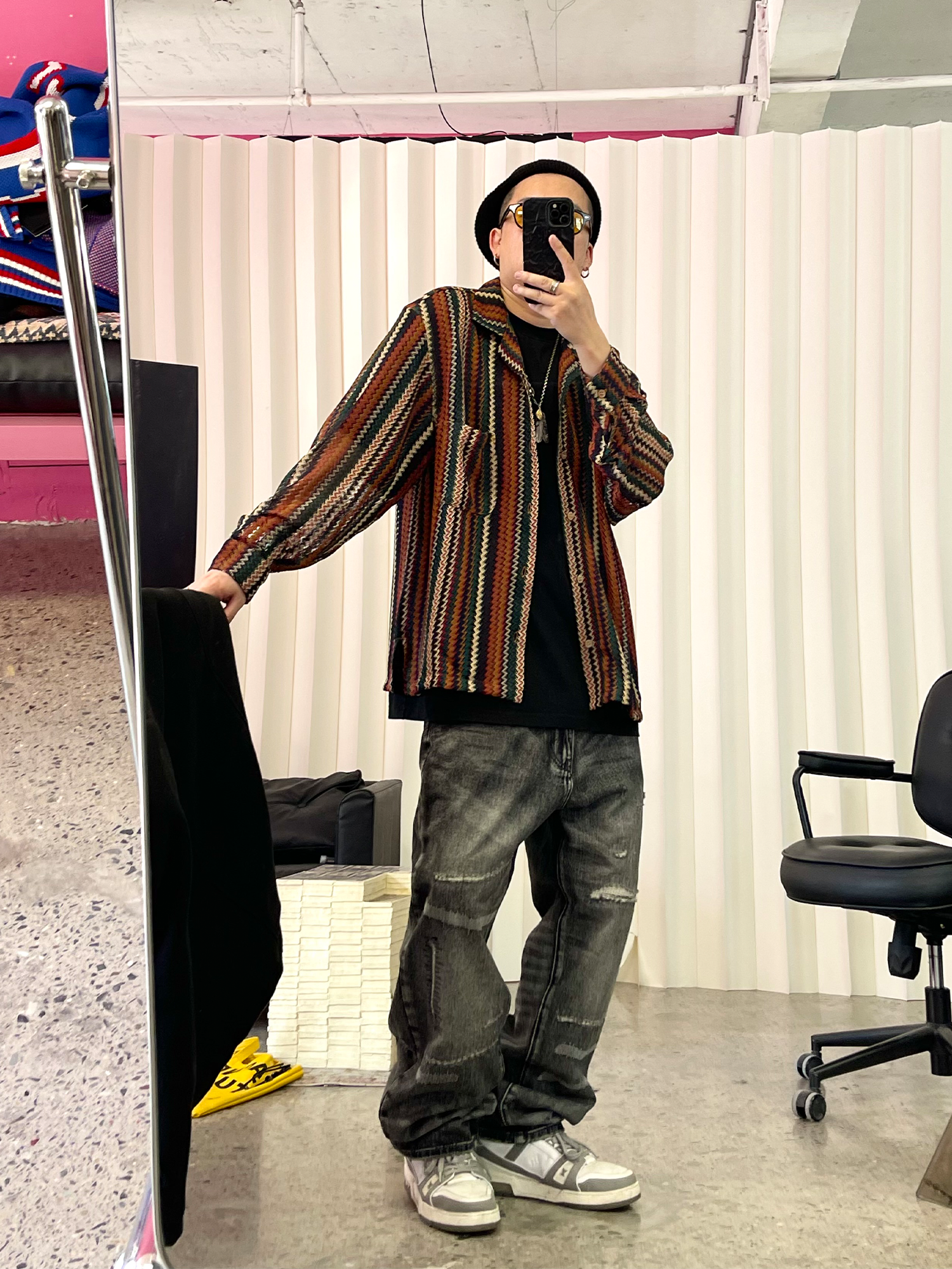 ME DA IGUAL Washed Destroyed Patch Straight-Leg Jeans