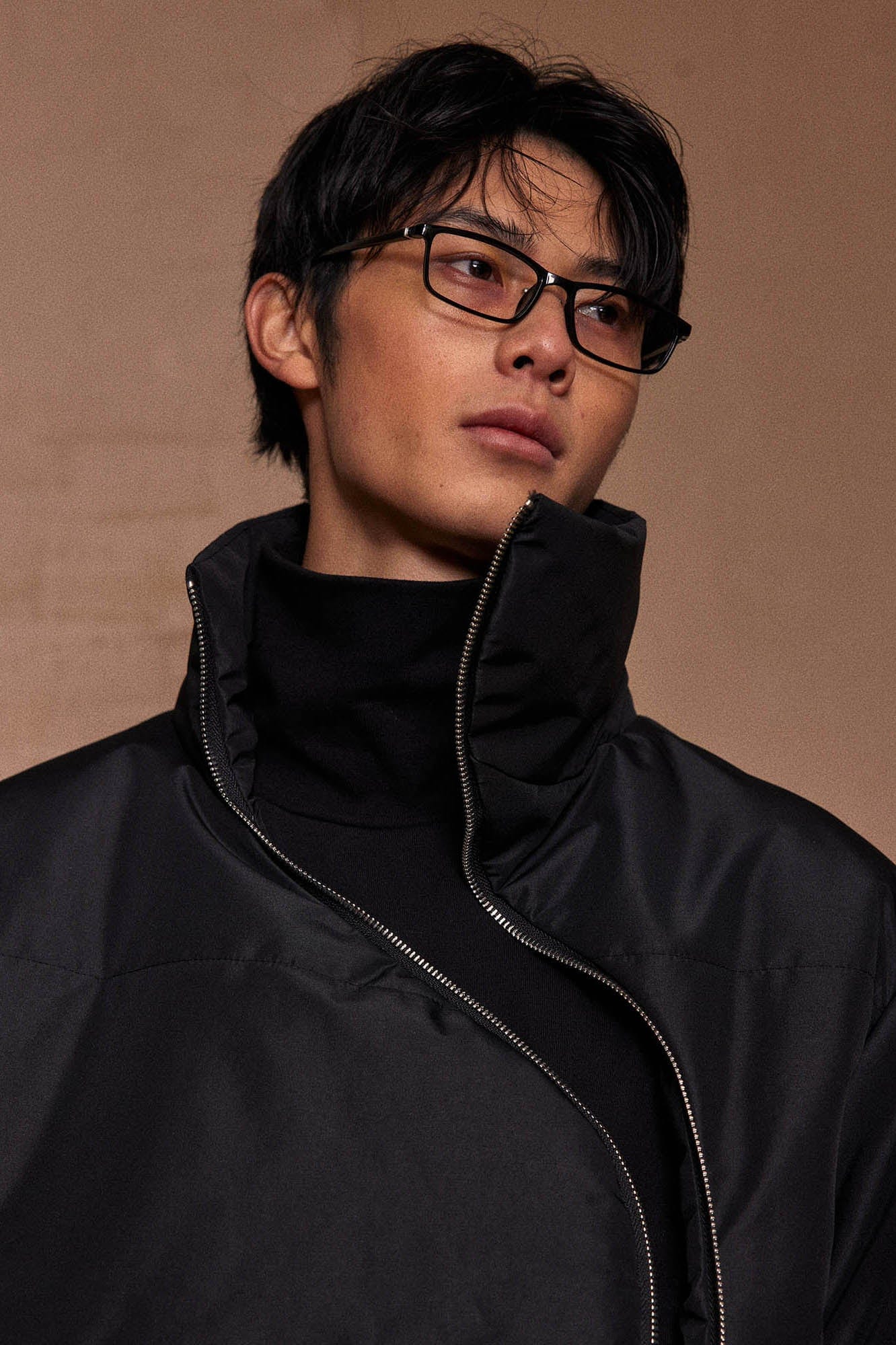 KADAKADA Curved Zipper Detachable-Hem Quilted Jacket, premium urban and streetwear designers apparel on PROJECTISR.com, KADAKADA