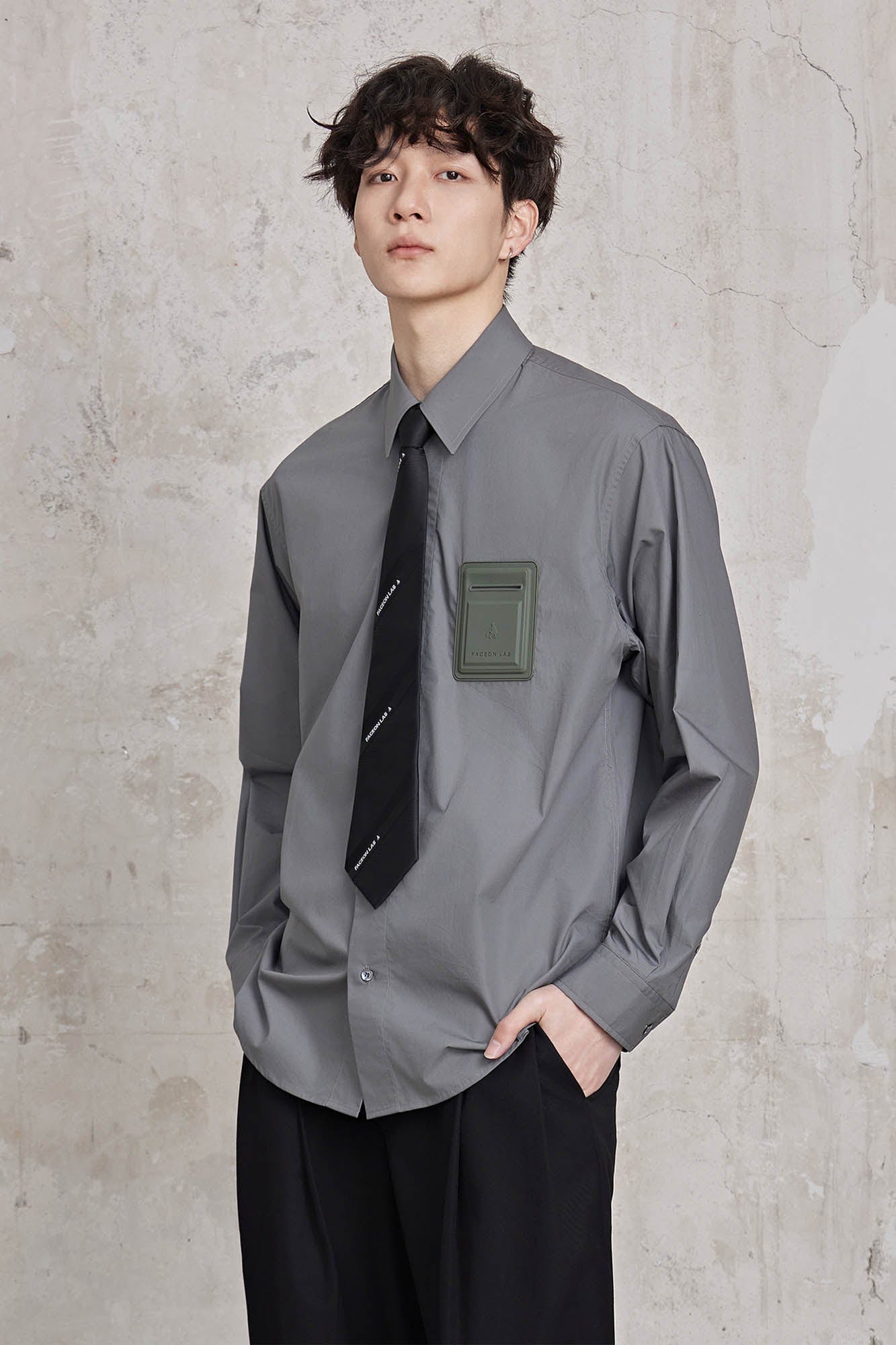 FACEONLAB Modern Patch-Pocket Poplin Shirt, premium urban and streetwear designers apparel on PROJECTISR.com, FACEONLAB