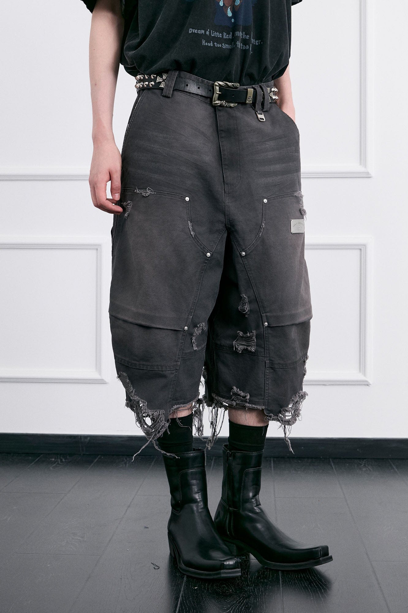 FACEONLAB Distressed Deconstructed Ripped Cargo Shorts, premium urban and streetwear designers apparel on PROJECTISR.com, FACEONLAB
