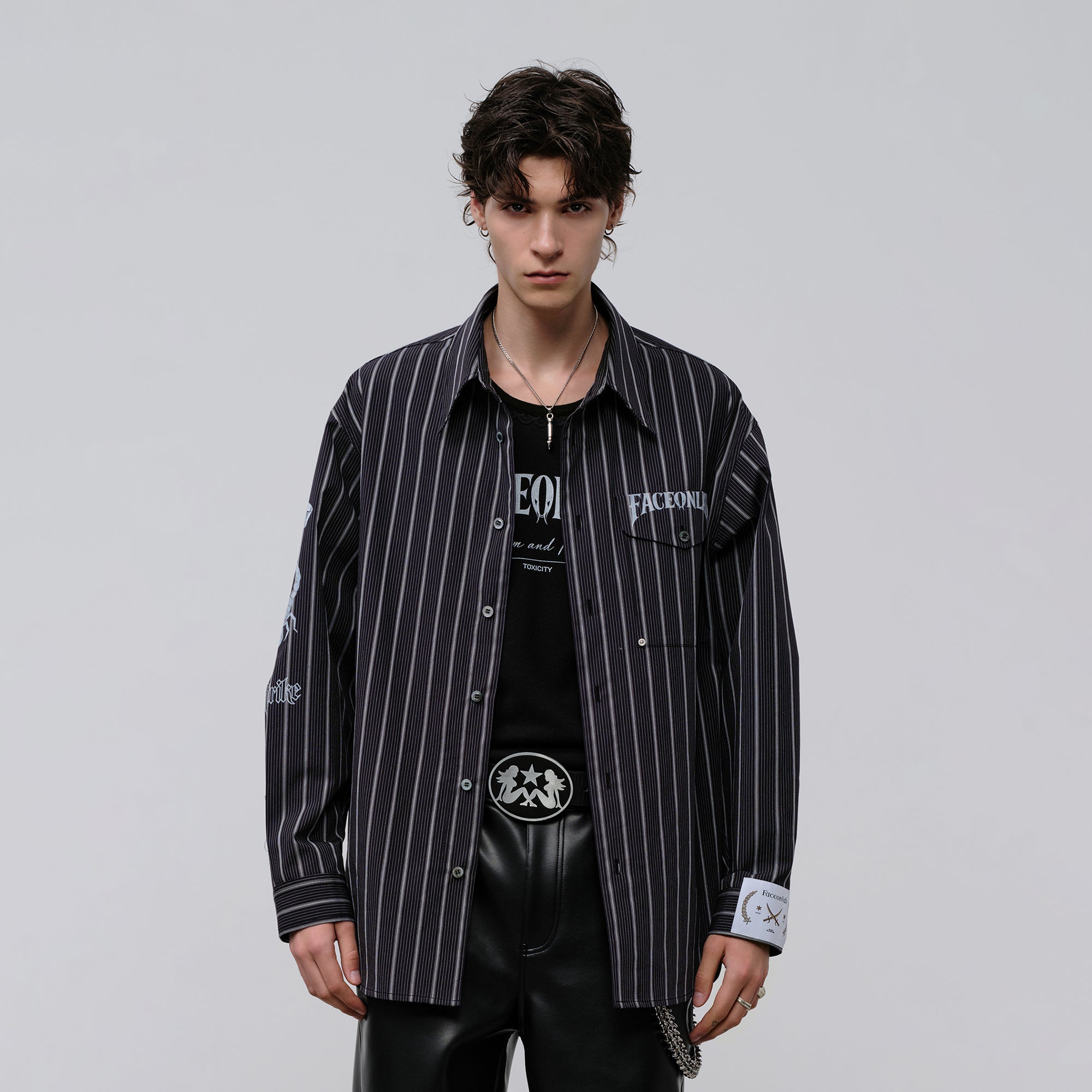 FACEONLAB Stripe Animal Graphic Relaxed Shirt Black, premium urban and streetwear designers apparel on PROJECTISR.com, FACEONLAB