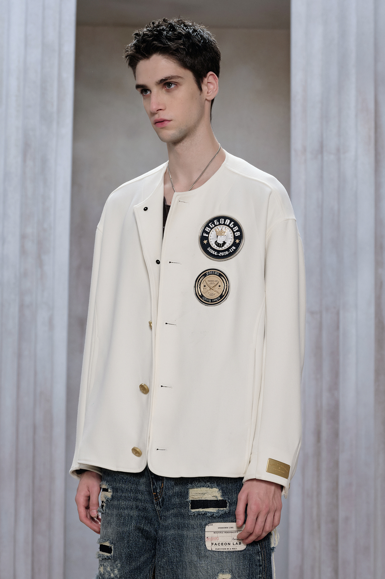 FACEONLAB Essential Badge Crewneck Jacket