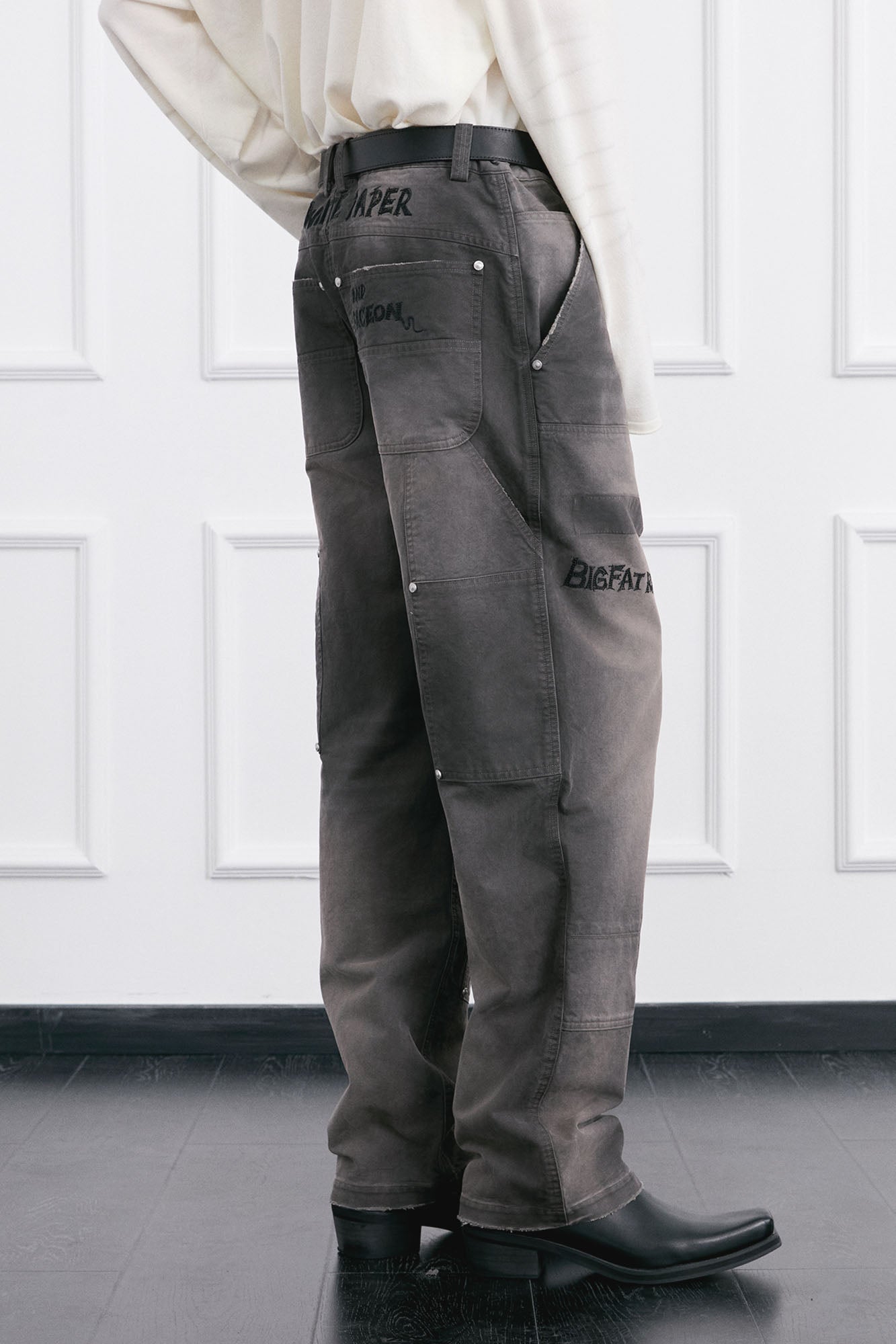 FACEONLAB Distressed Washed Double-Knee Pants