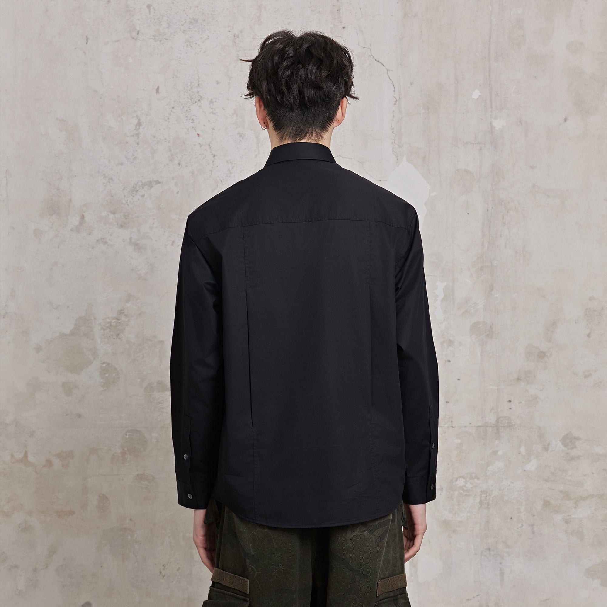 FACEONLAB Modern Patch-Pocket Poplin Shirt, premium urban and streetwear designers apparel on PROJECTISR.com, FACEONLAB