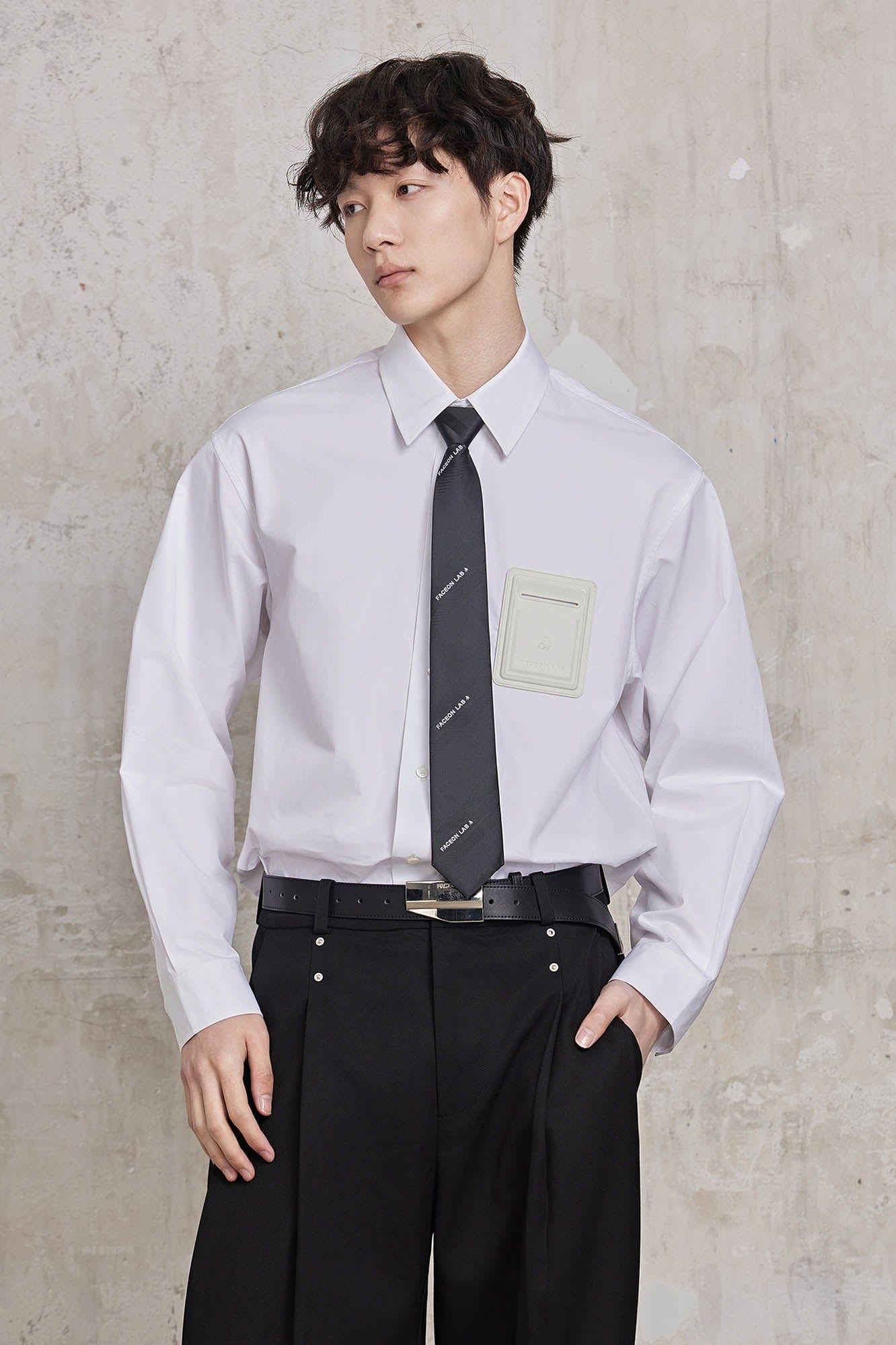 FACEONLAB Modern Patch-Pocket Poplin Shirt, premium urban and streetwear designers apparel on PROJECTISR.com, FACEONLAB