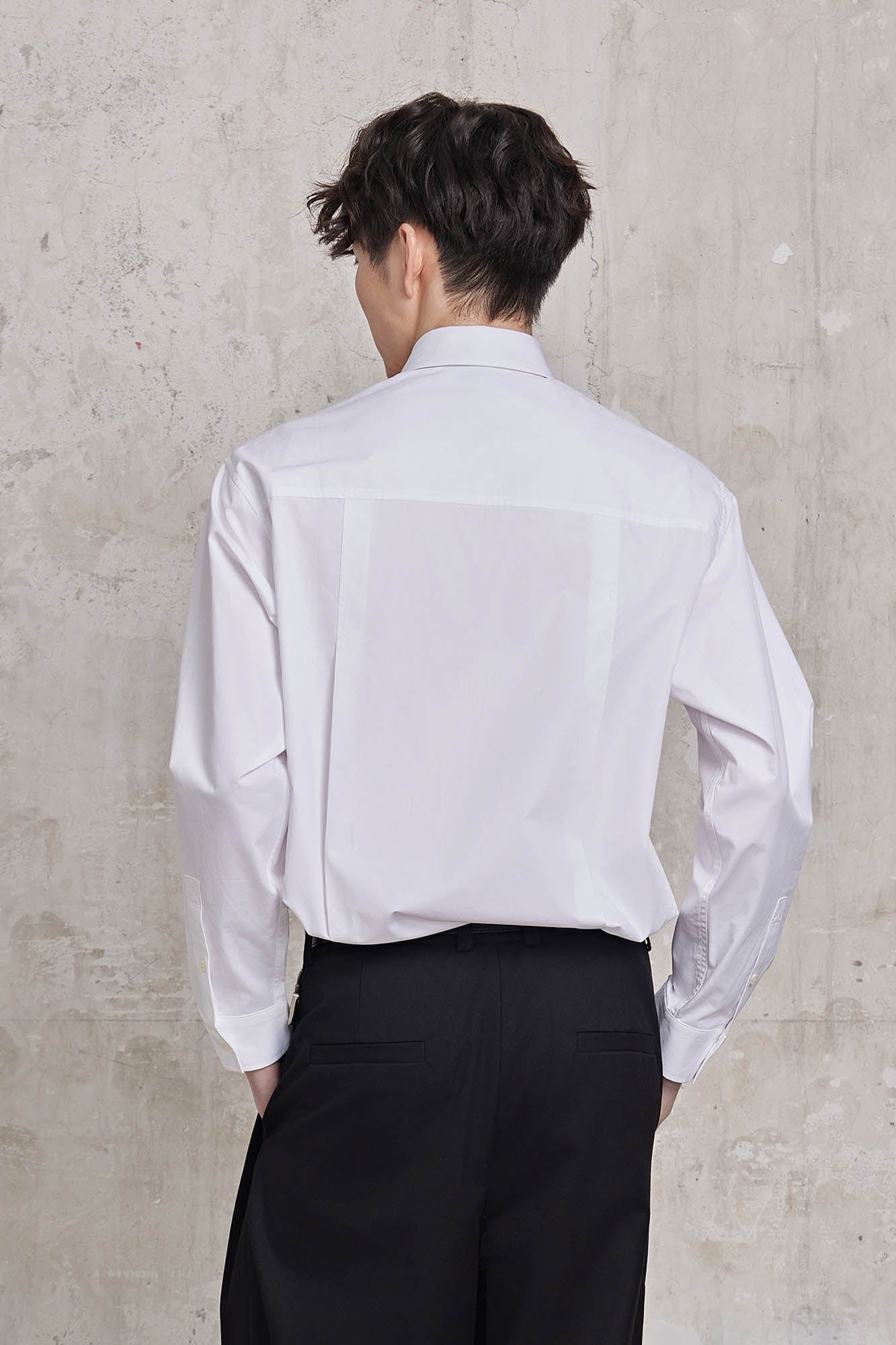 FACEONLAB Modern Patch-Pocket Poplin Shirt, premium urban and streetwear designers apparel on PROJECTISR.com, FACEONLAB