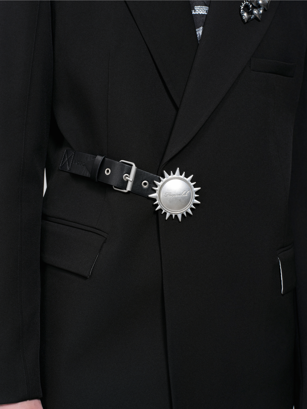 FACEONLAB Rose Brooch Asymmetric Belted Blazer