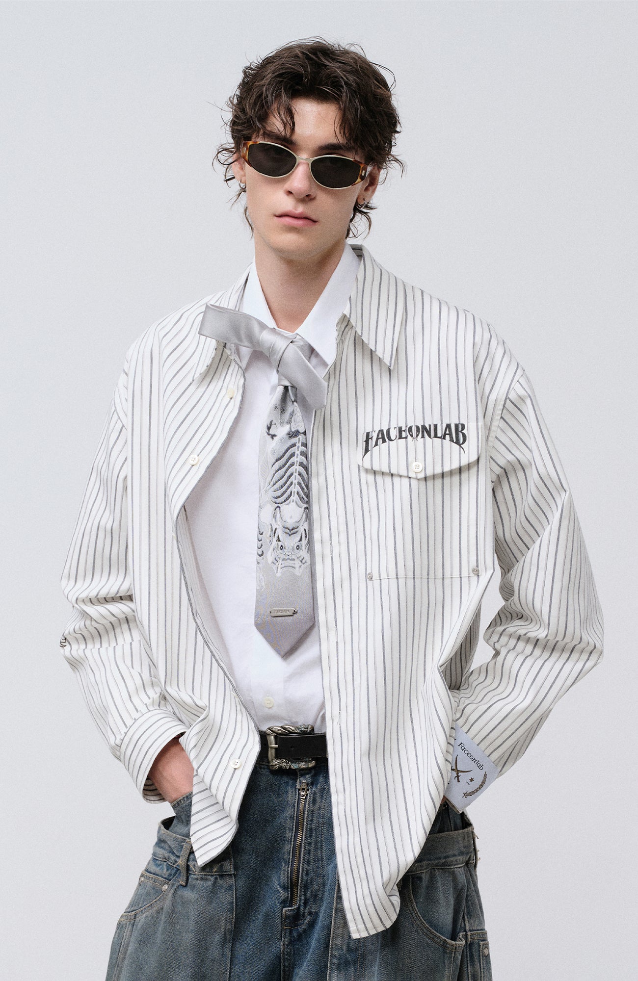 FACEONLAB Stripe Animal Graphic Relaxed Shirt White, premium urban and streetwear designers apparel on PROJECTISR.com, FACEONLAB