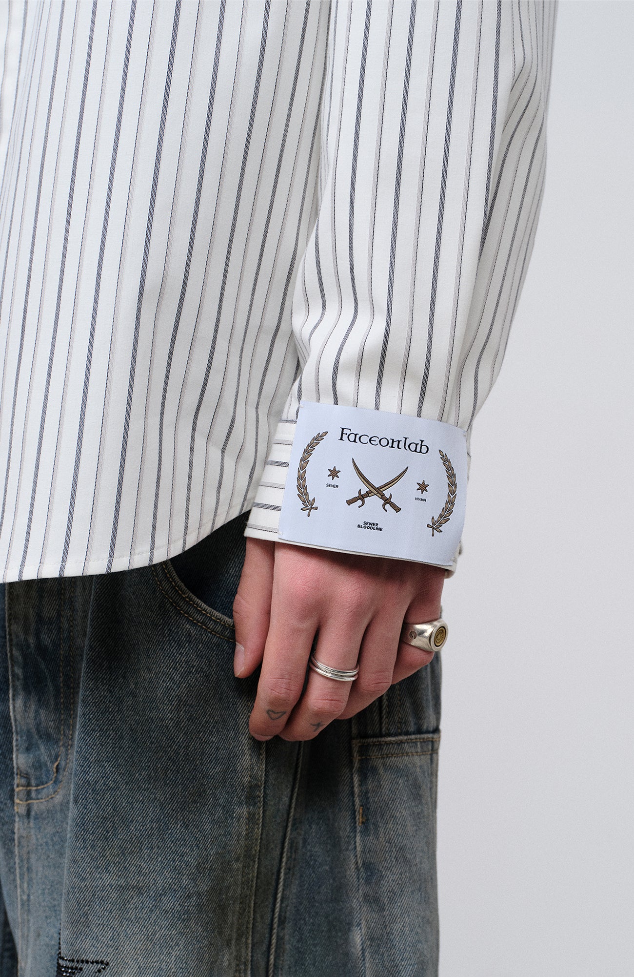 FACEONLAB Stripe Animal Graphic Relaxed Shirt White, premium urban and streetwear designers apparel on PROJECTISR.com, FACEONLAB