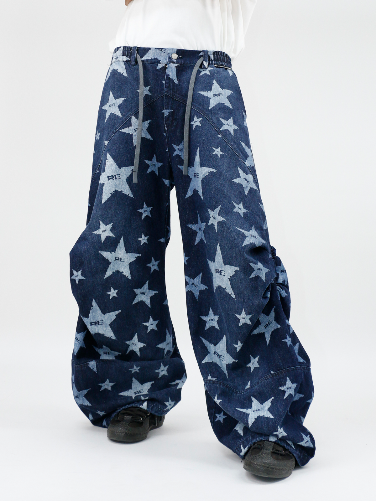 RELABEL Washed Star Full-Print Pleated Wide-Leg Jeans