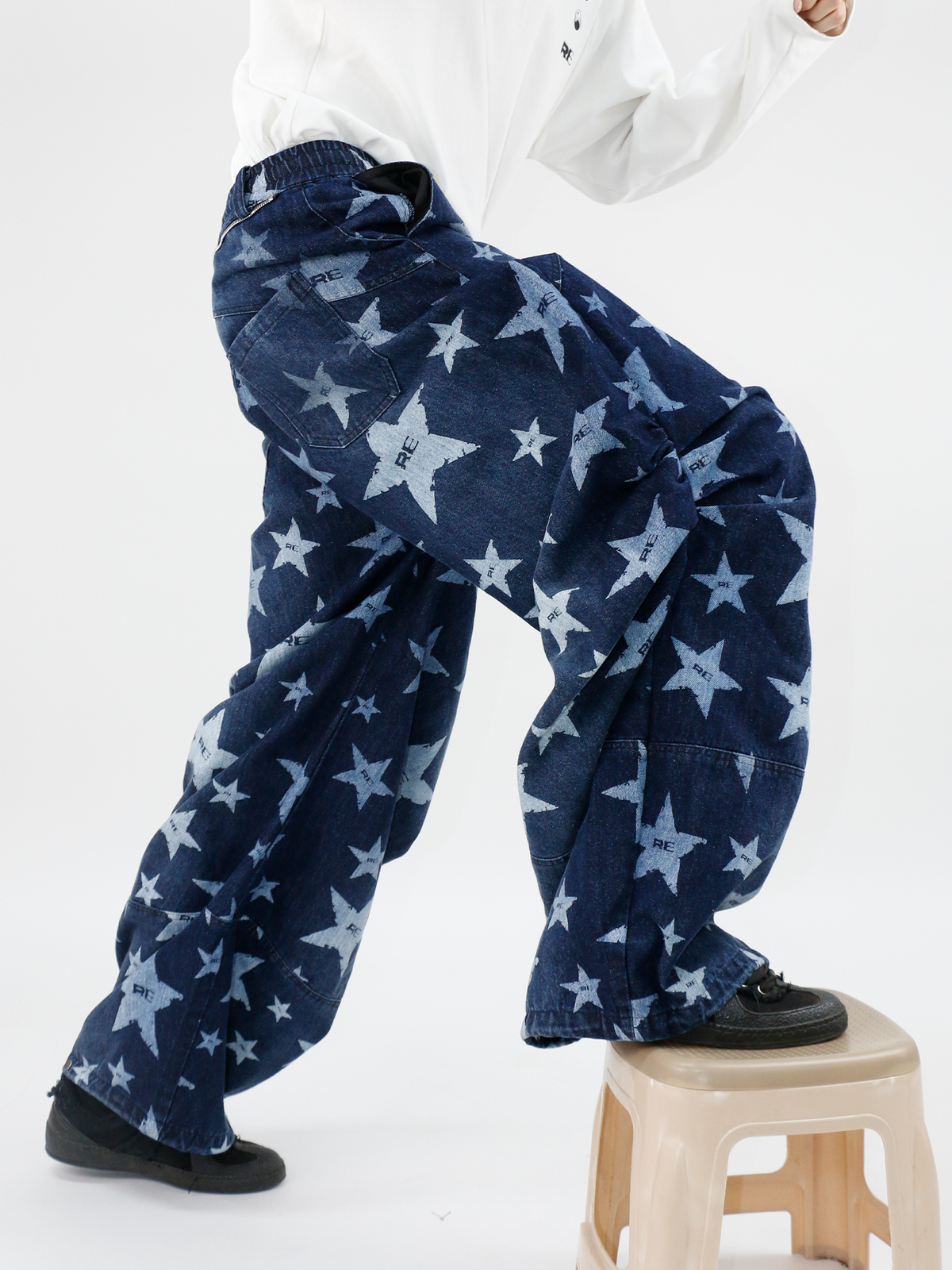 RELABEL Washed Star Full-Print Pleated Wide-Leg Jeans