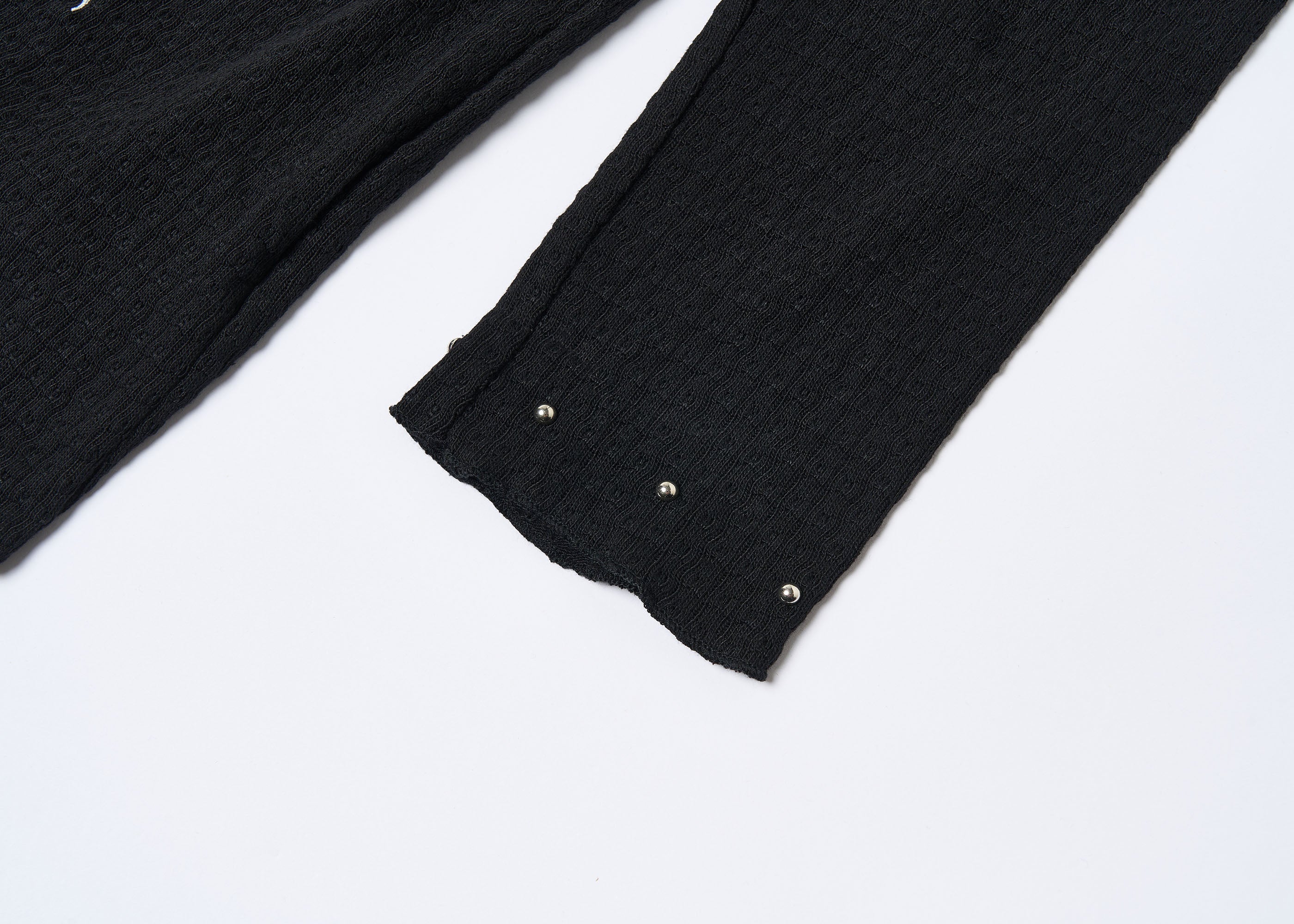 SAXGENWON Rivet V-Neck Embroidered Long-Sleeve Tee