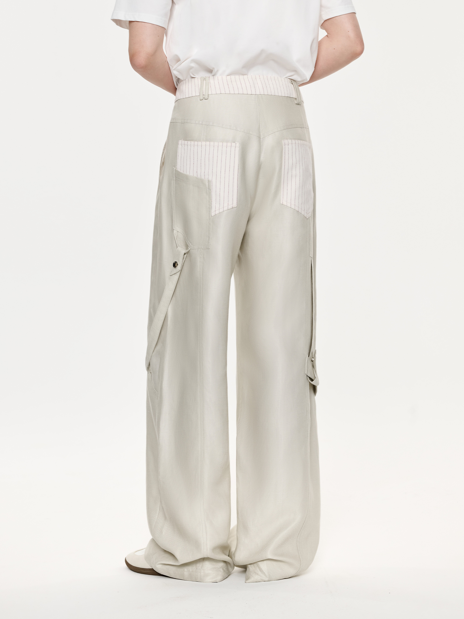 TIWILLTANG Contrast Panel Straight-Leg Pants