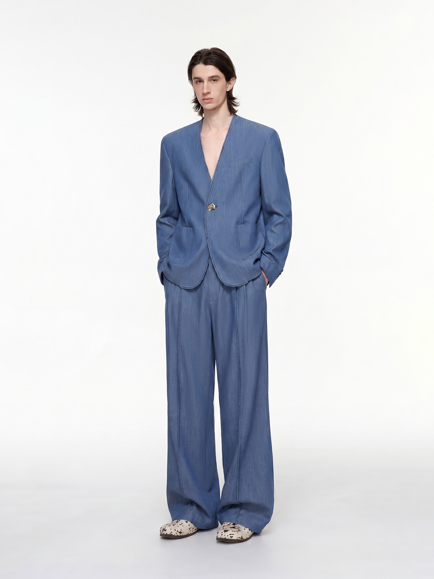 TIWILLTANG Classic Raw Edge Straight-Leg Trousers