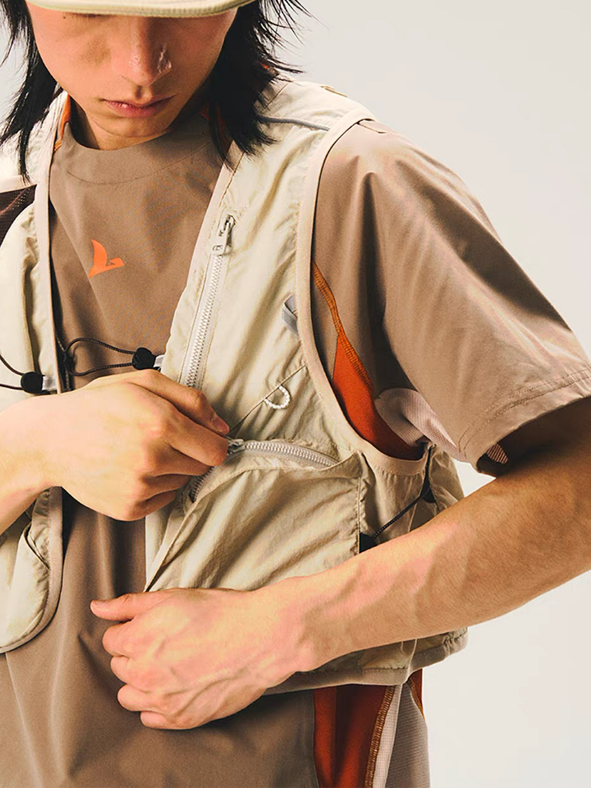 HALCYON Splash-Proof Multi-Pocket Vest