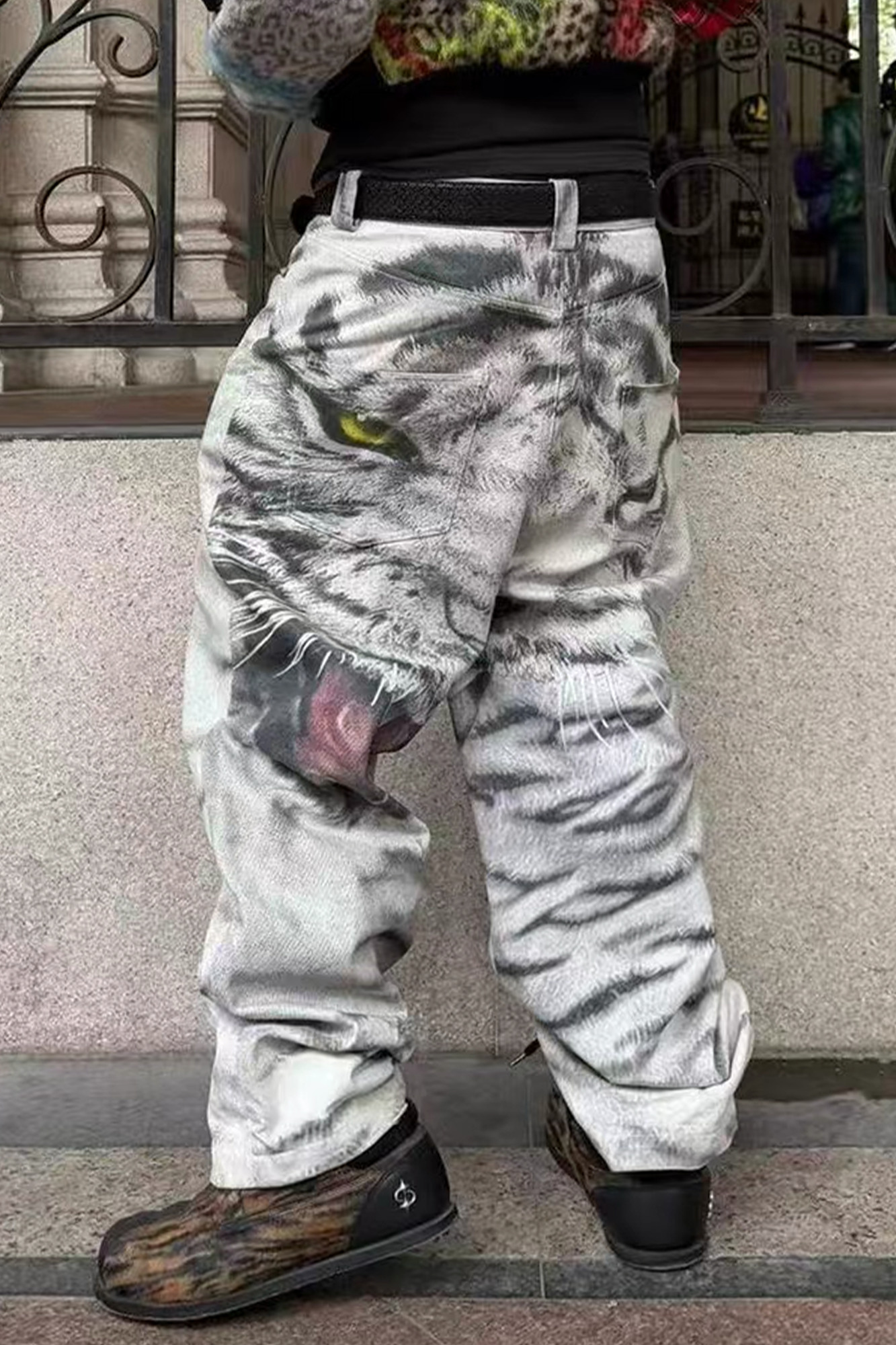 TECNINEGROUP Waxed White Tiger Full-Print Pants