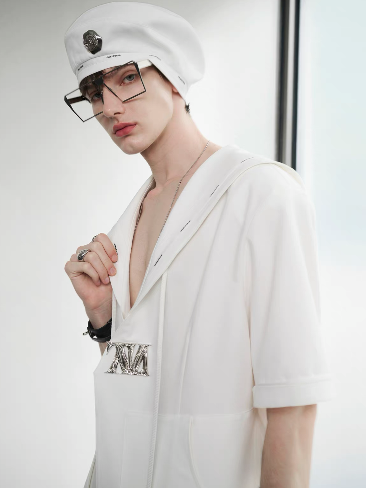 TIWILLTANG Minimal Sailor Collar Shirt