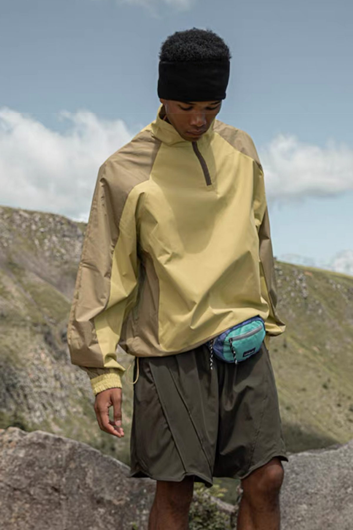 HALCYON Half-Zip Splash-Proof Windbreaker Pullover