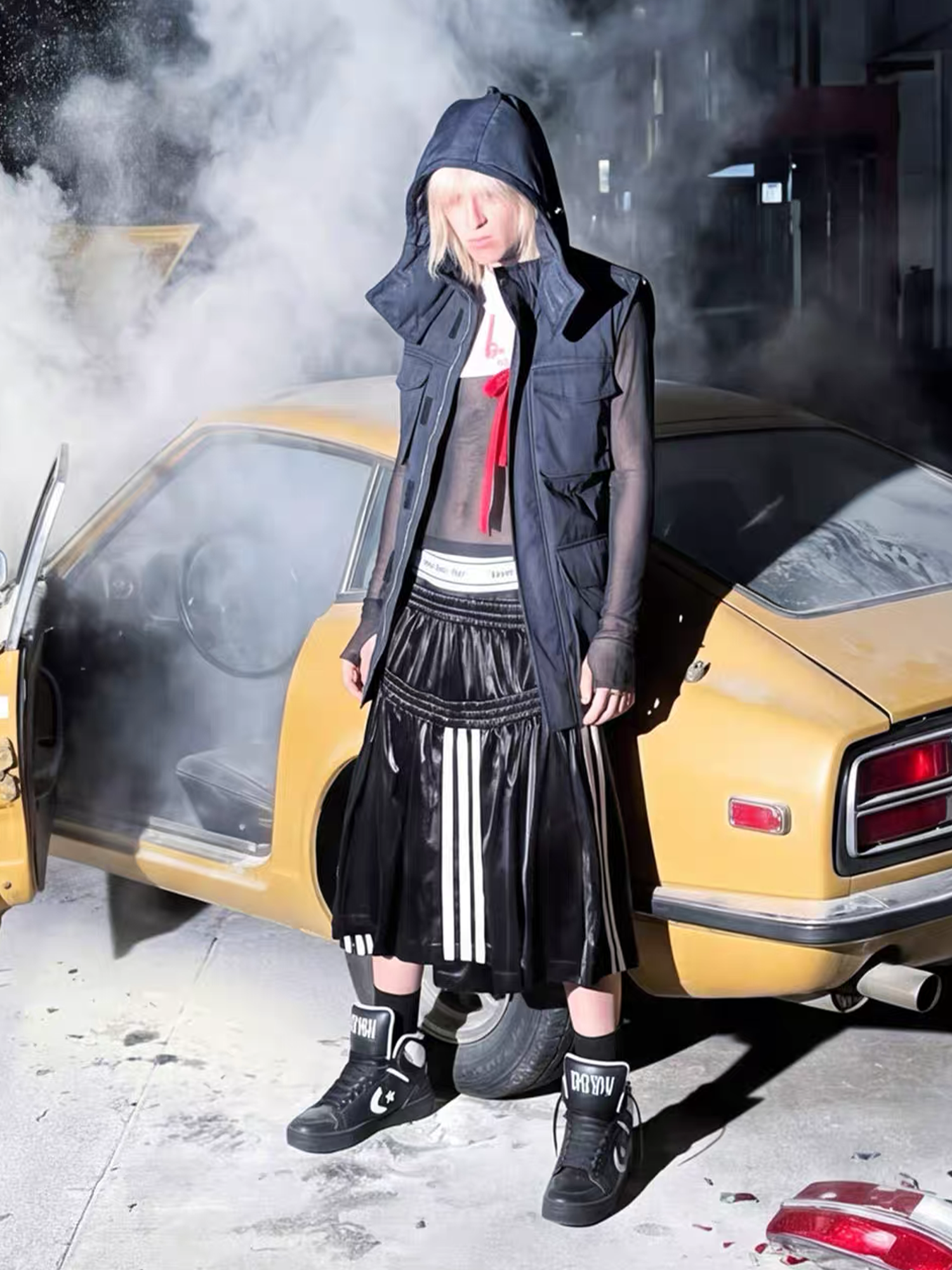 VANGUARDIA Contrast Layered Sagging Shorts
