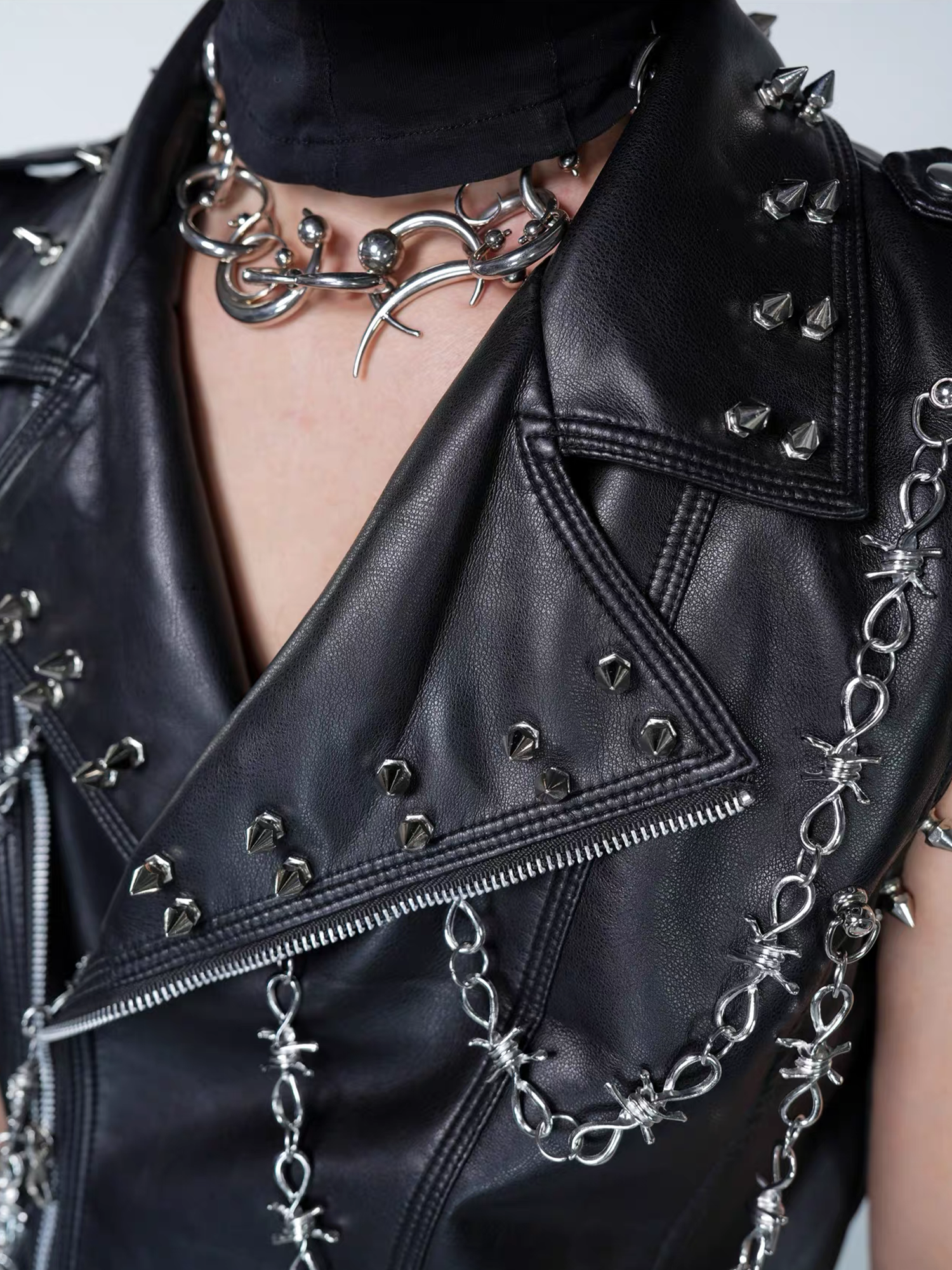 VE2 Thorn Chain Studded Faux Leather Biker Vest